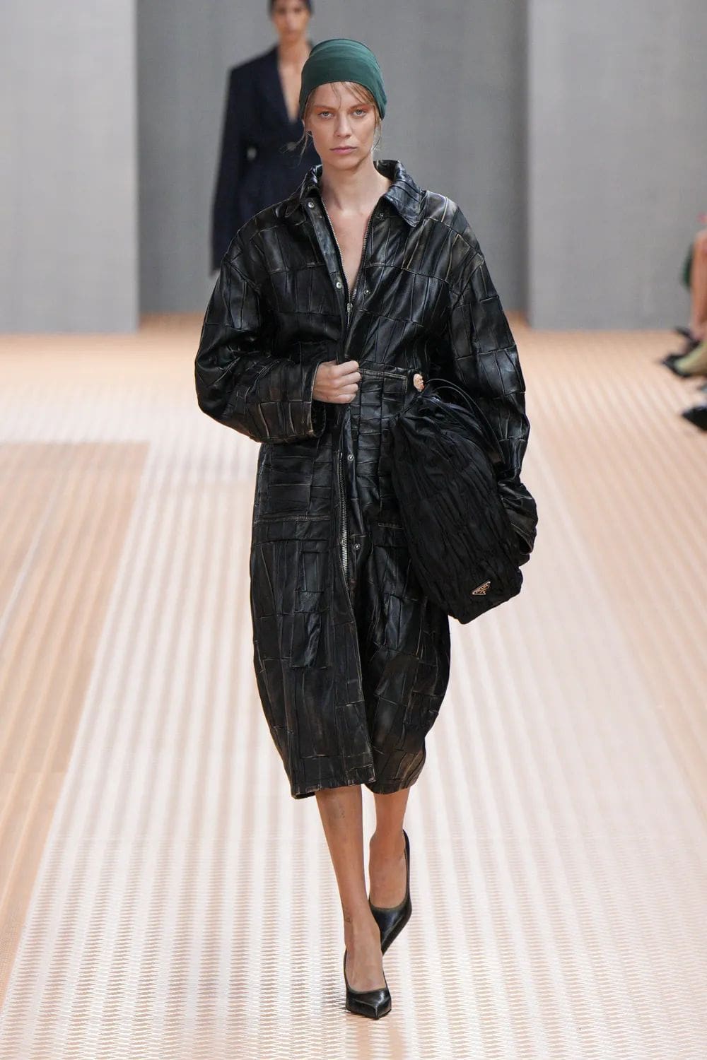 Prada Primavera Verano 2024 Runway Revista (38)