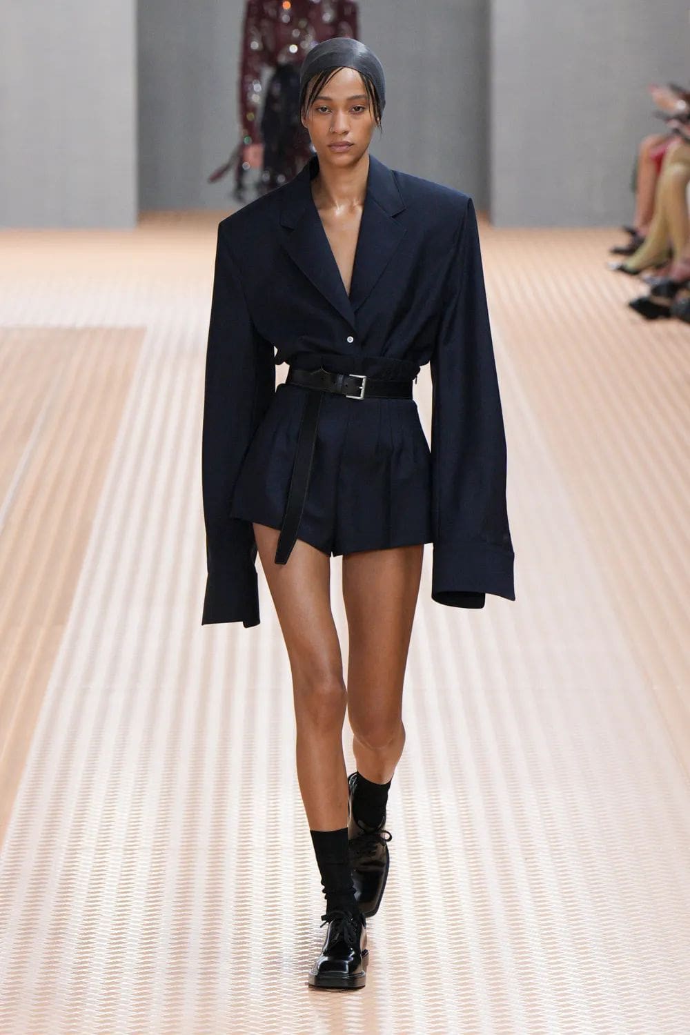 Prada Primavera Verano 2024 Runway Revista (41)