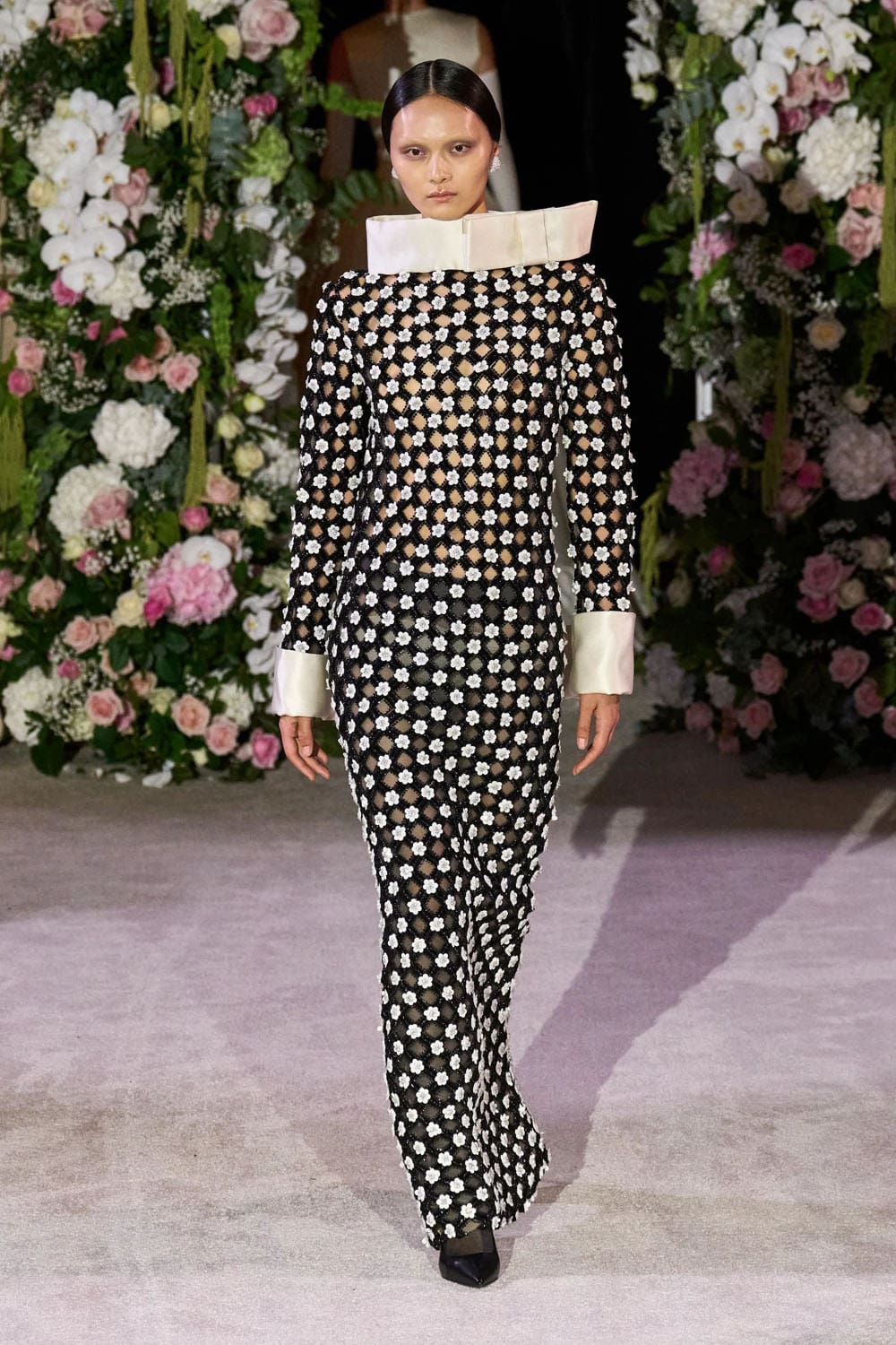 Richard Quinn Spring Summer 2024 Runway Magazine (13)