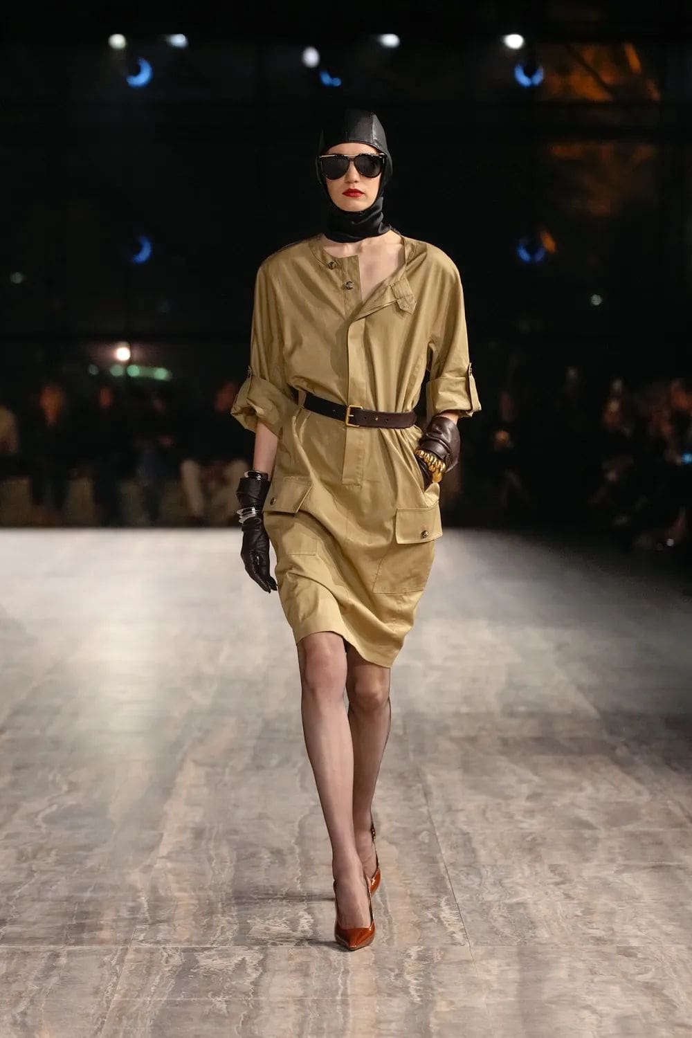 Saint Laurent Primavera Estate 2024 Runway Magazine (10)