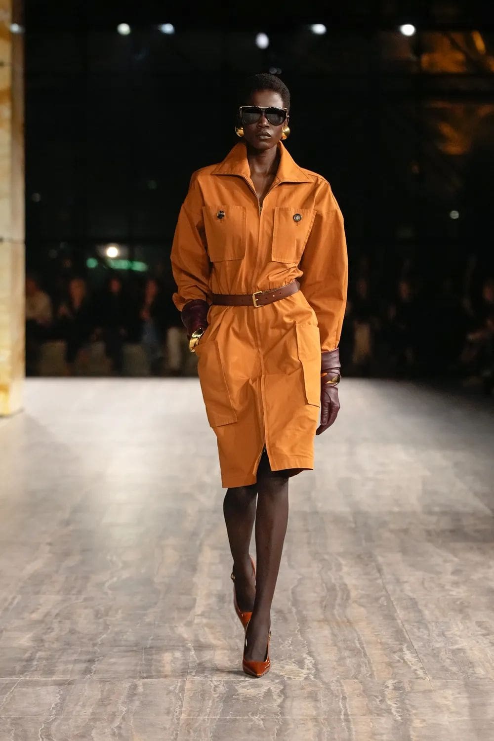 Saint Laurent Primavera Estate 2024 Runway Magazine (40)