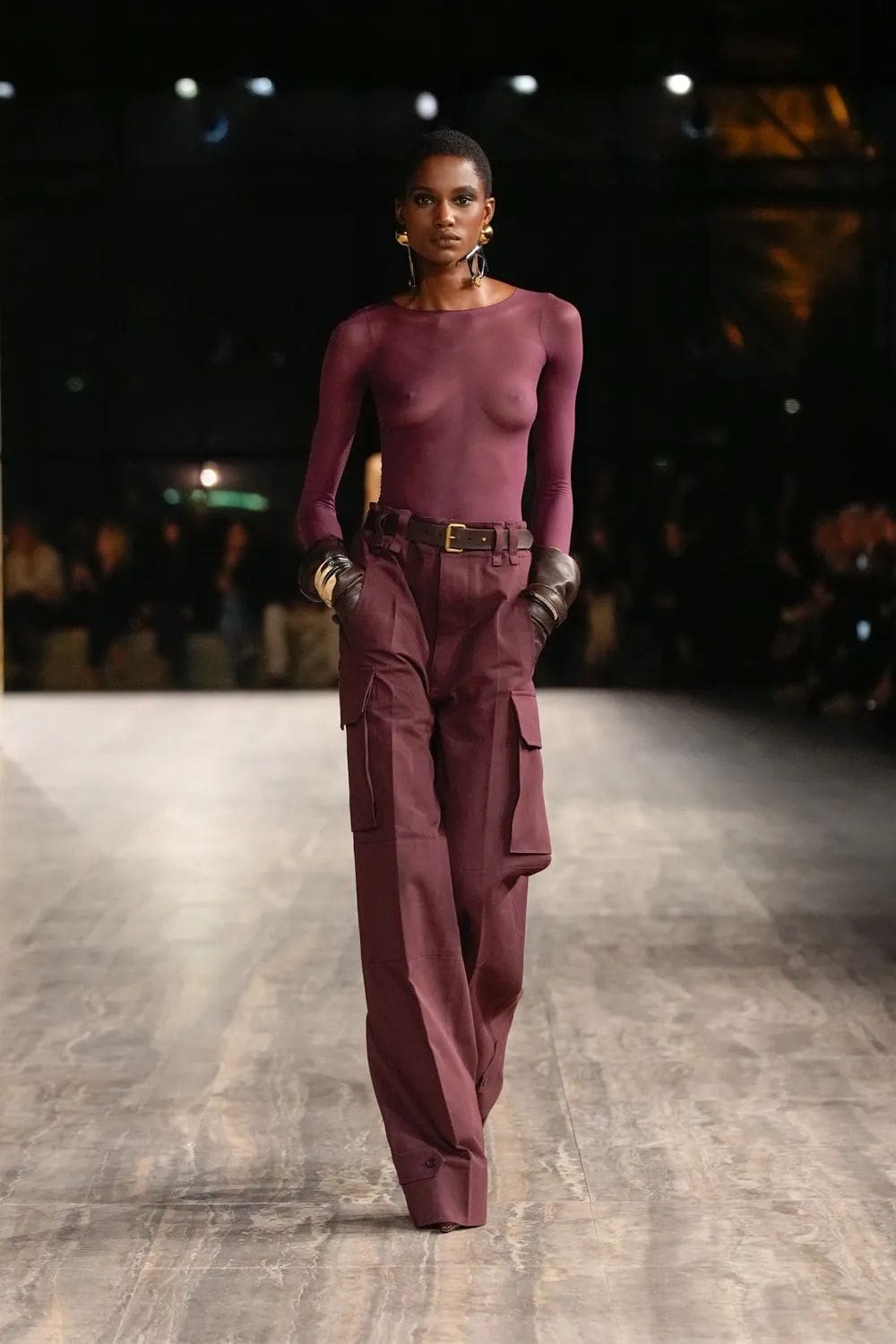 Saint Laurent Primavera Estate 2024 Runway Magazine (41)
