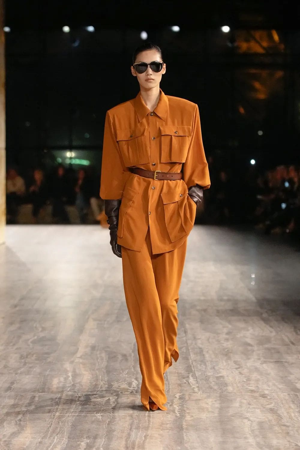 Saint Laurent Primavera Estate 2024 Runway Magazine (44)