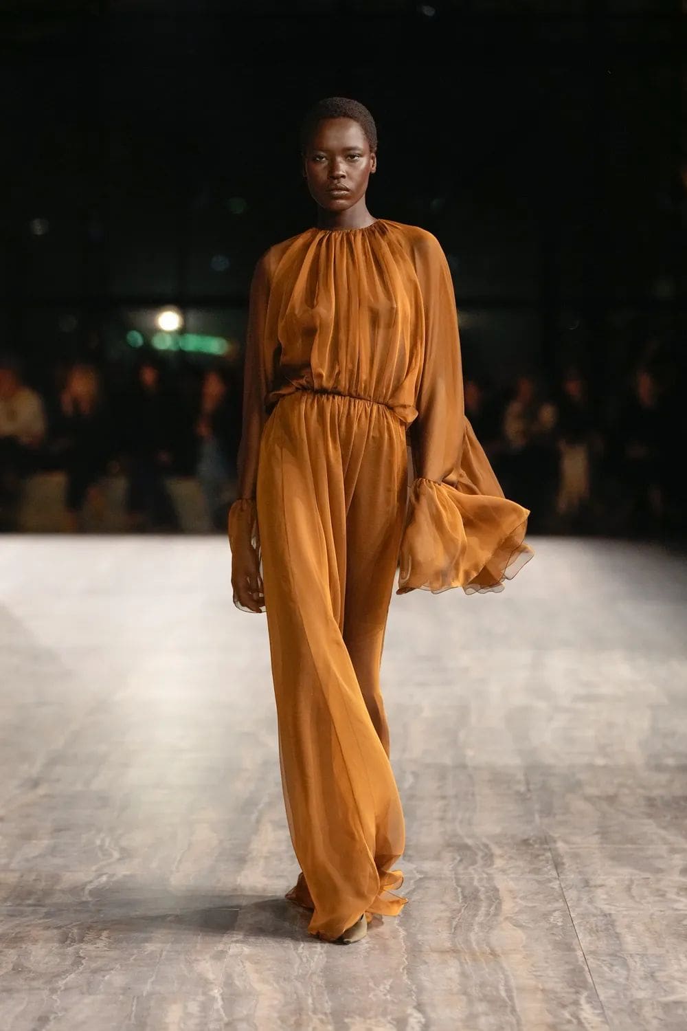 Saint Laurent Primavera Estate 2024 Runway Magazine (45)