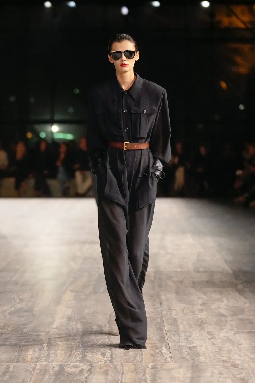 Saint Laurent Primavera Estate 2024 Runway Magazine (48)