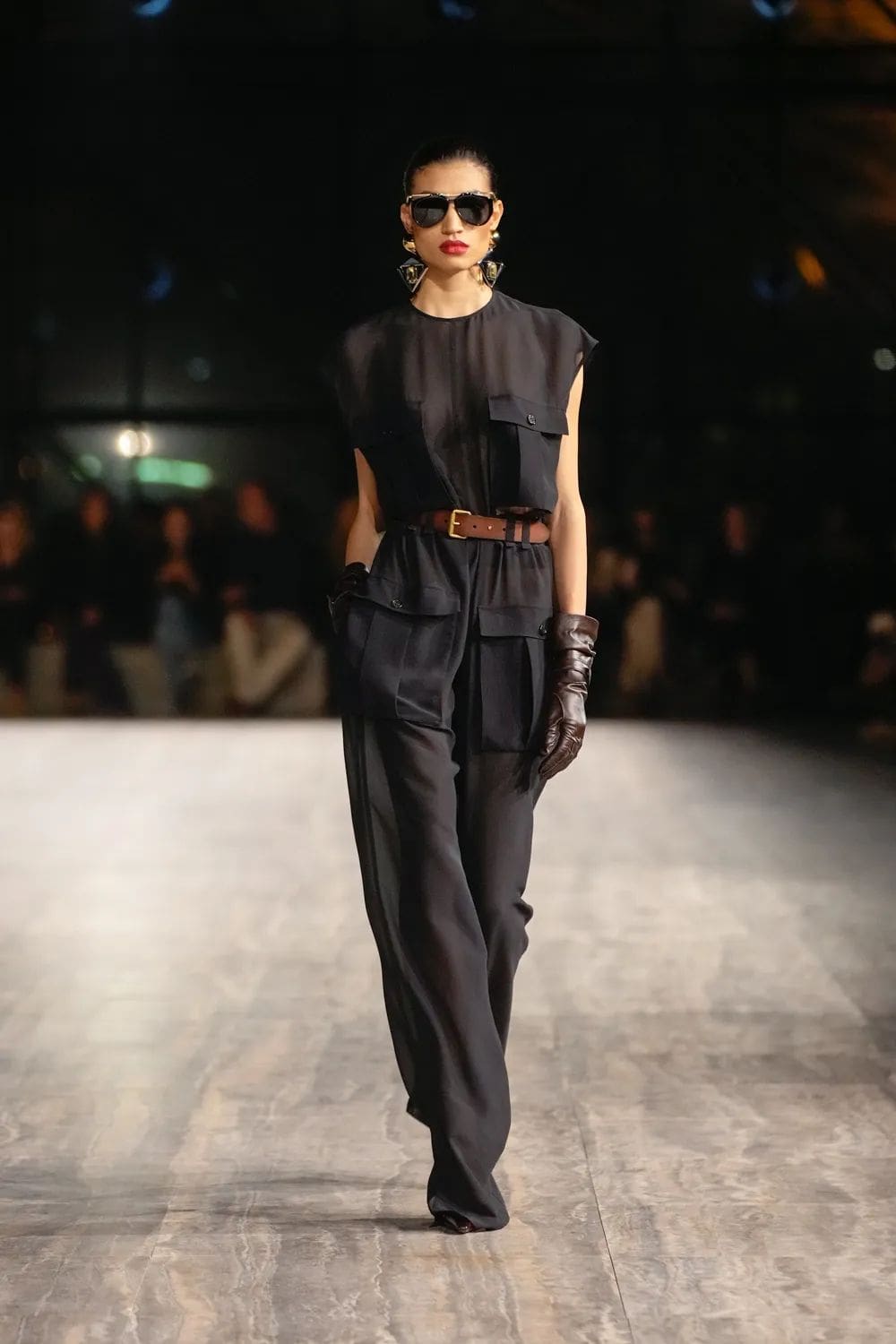 Saint Laurent Primavera Estate 2024 Runway Magazine (49)