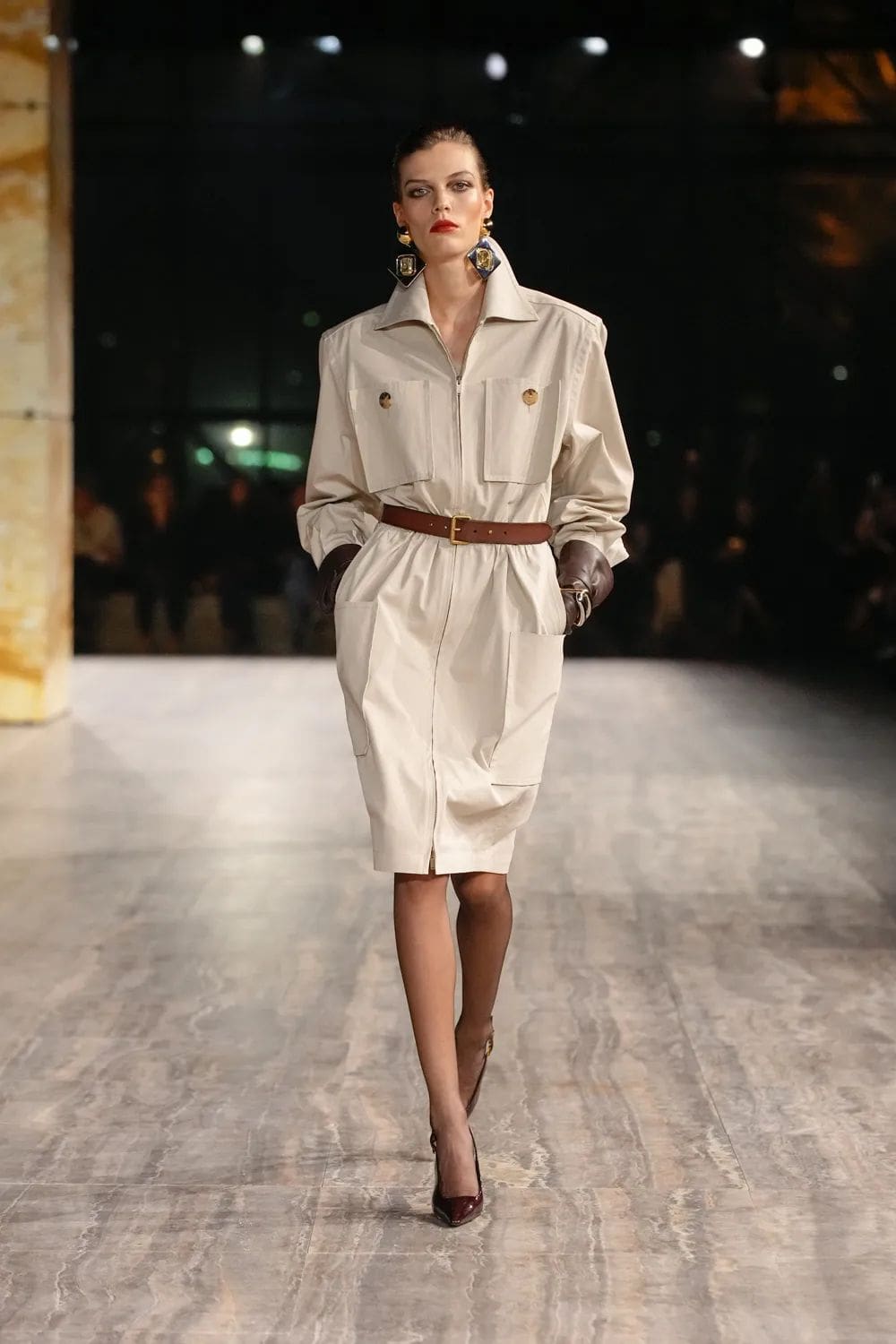 Saint Laurent Primavera Estate 2024 Runway Magazine (6)