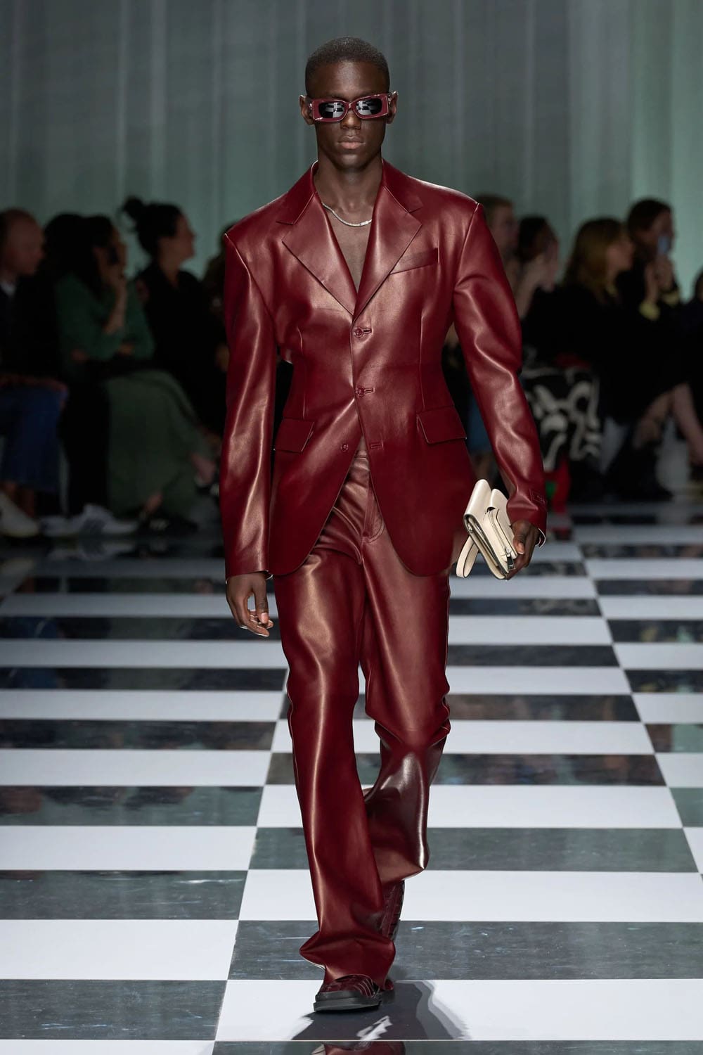 Versace Primavera Estate 2024 Runway Magazine (12)