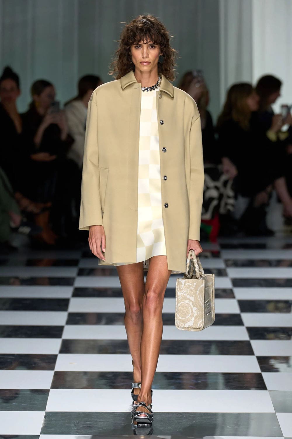 Versace Primavera Estate 2024 Runway Magazine (2)
