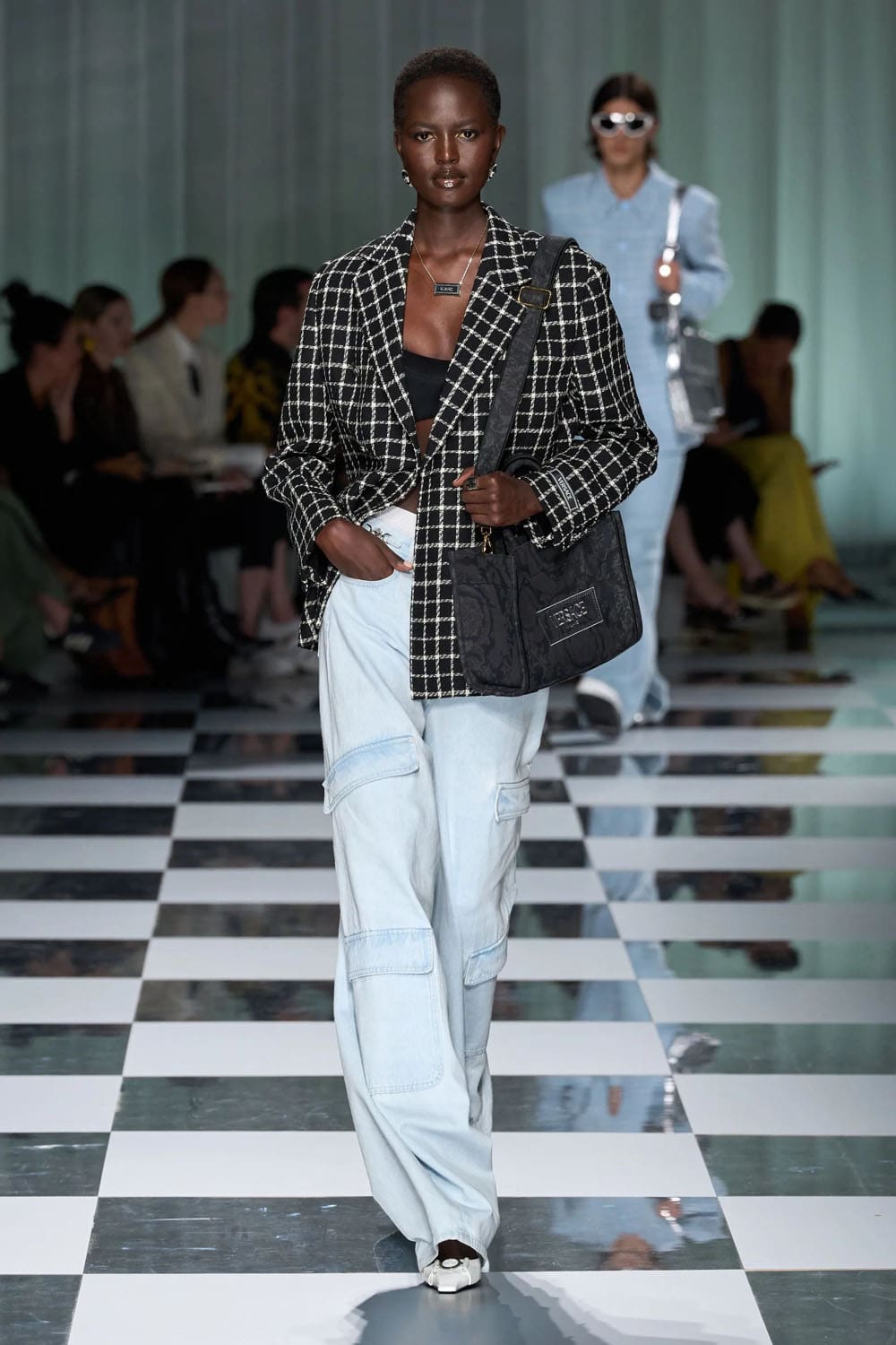Versace Primavera Estate 2024 Runway Magazine (22)