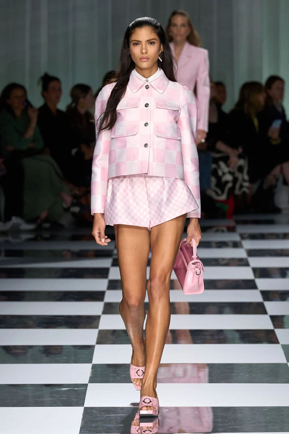 Versace Primavera Estate 2024 Runway Magazine (27)