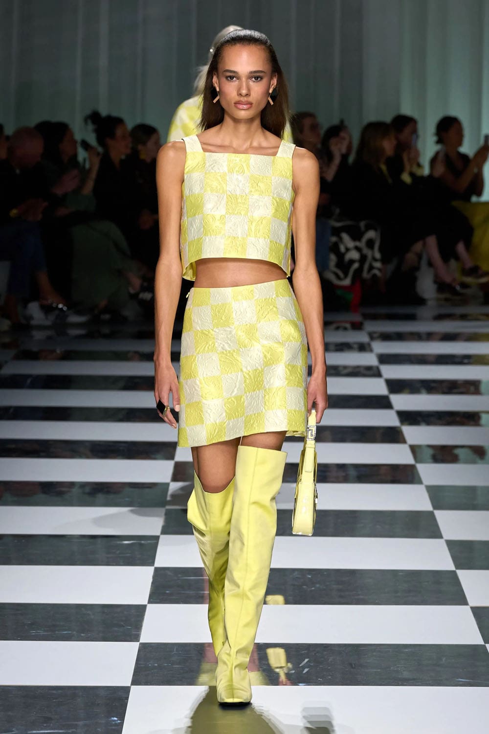 Versace Primavera Estate 2024 Runway Magazine (41)