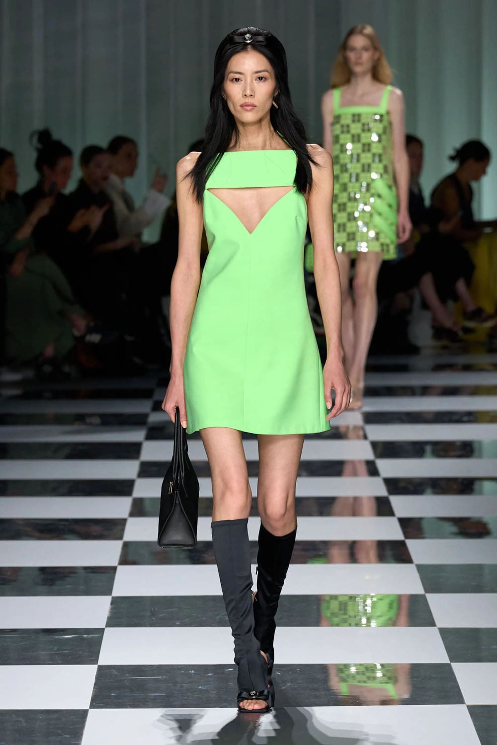 Versace Primavera Estate 2024 Runway Magazine (49)