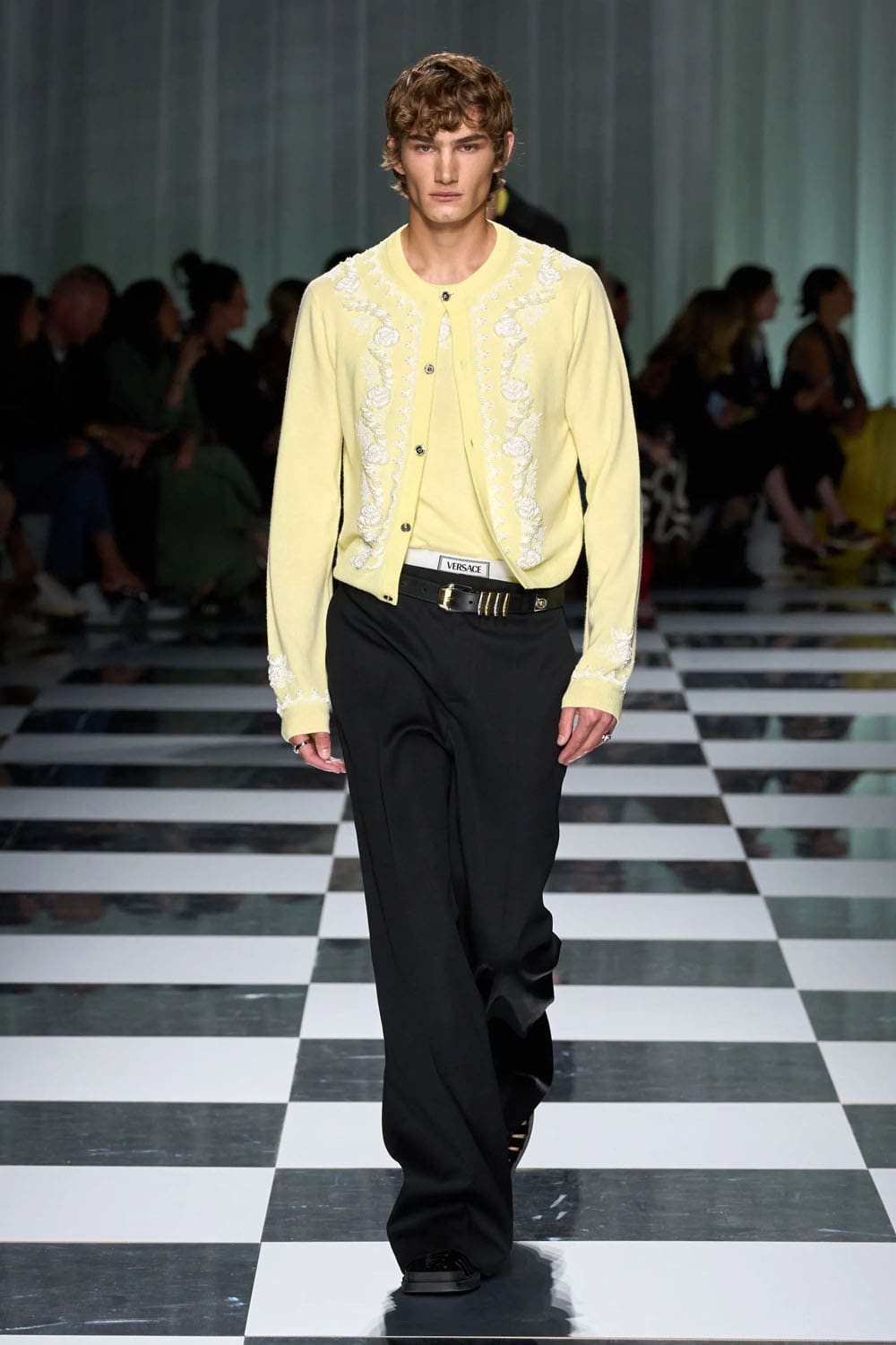 Versace Primavera Estate 2024 Runway Magazine (58)