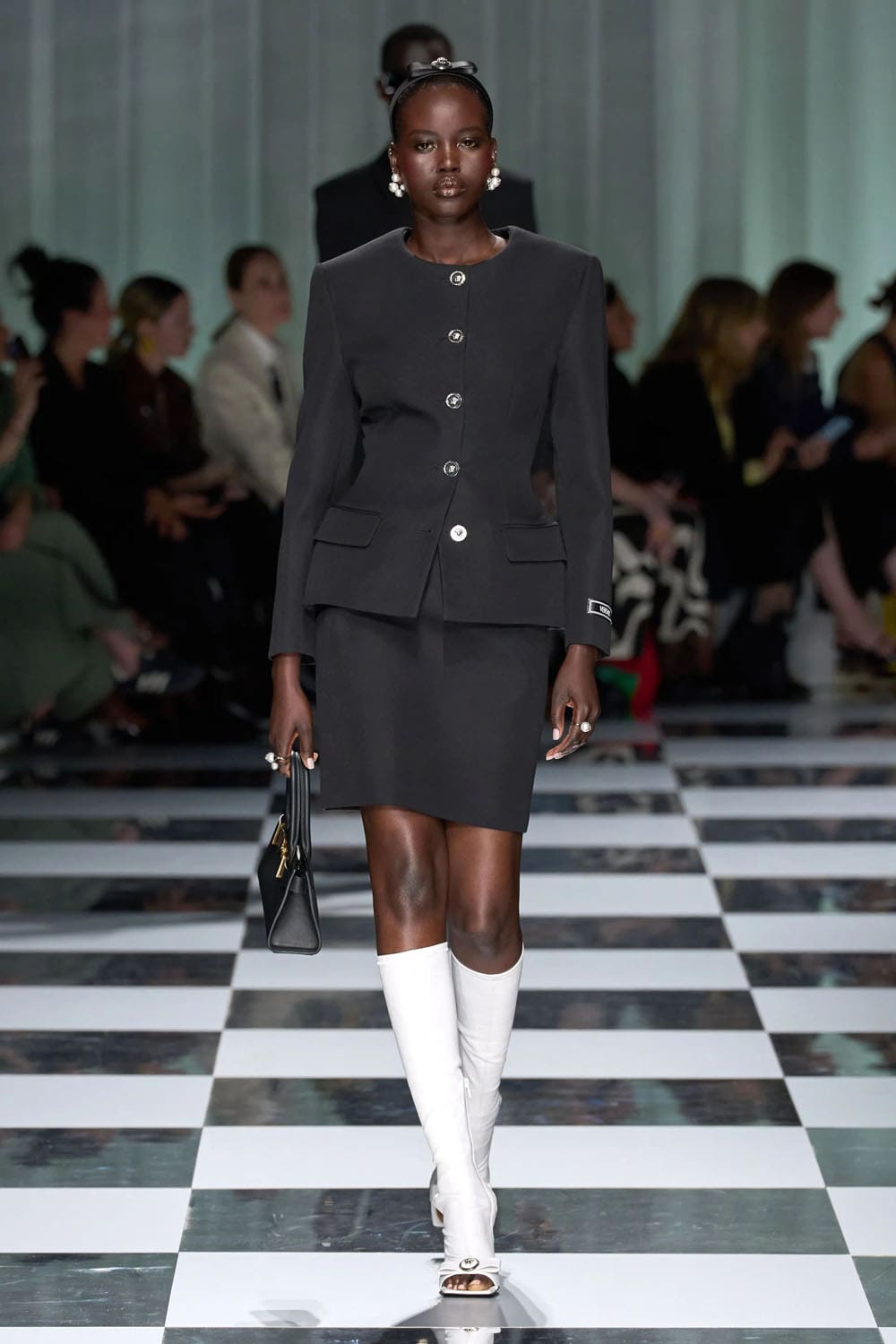 Versace Primavera Estate 2024 Runway Magazine (62)