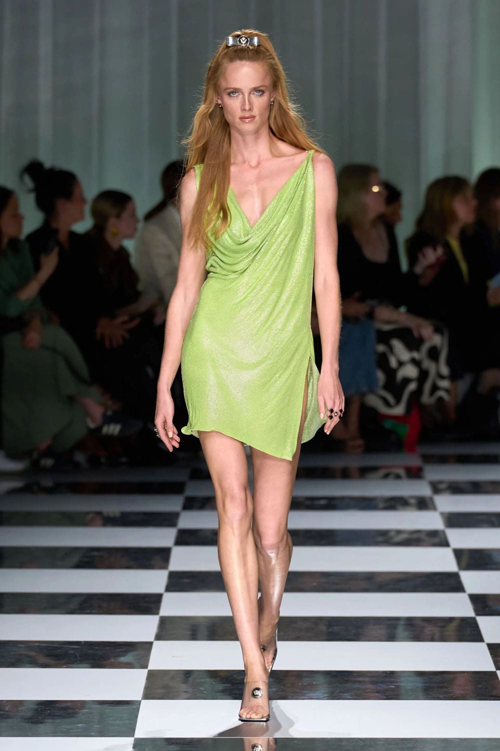 Versace Primavera Estate 2024 Runway Magazine (71)