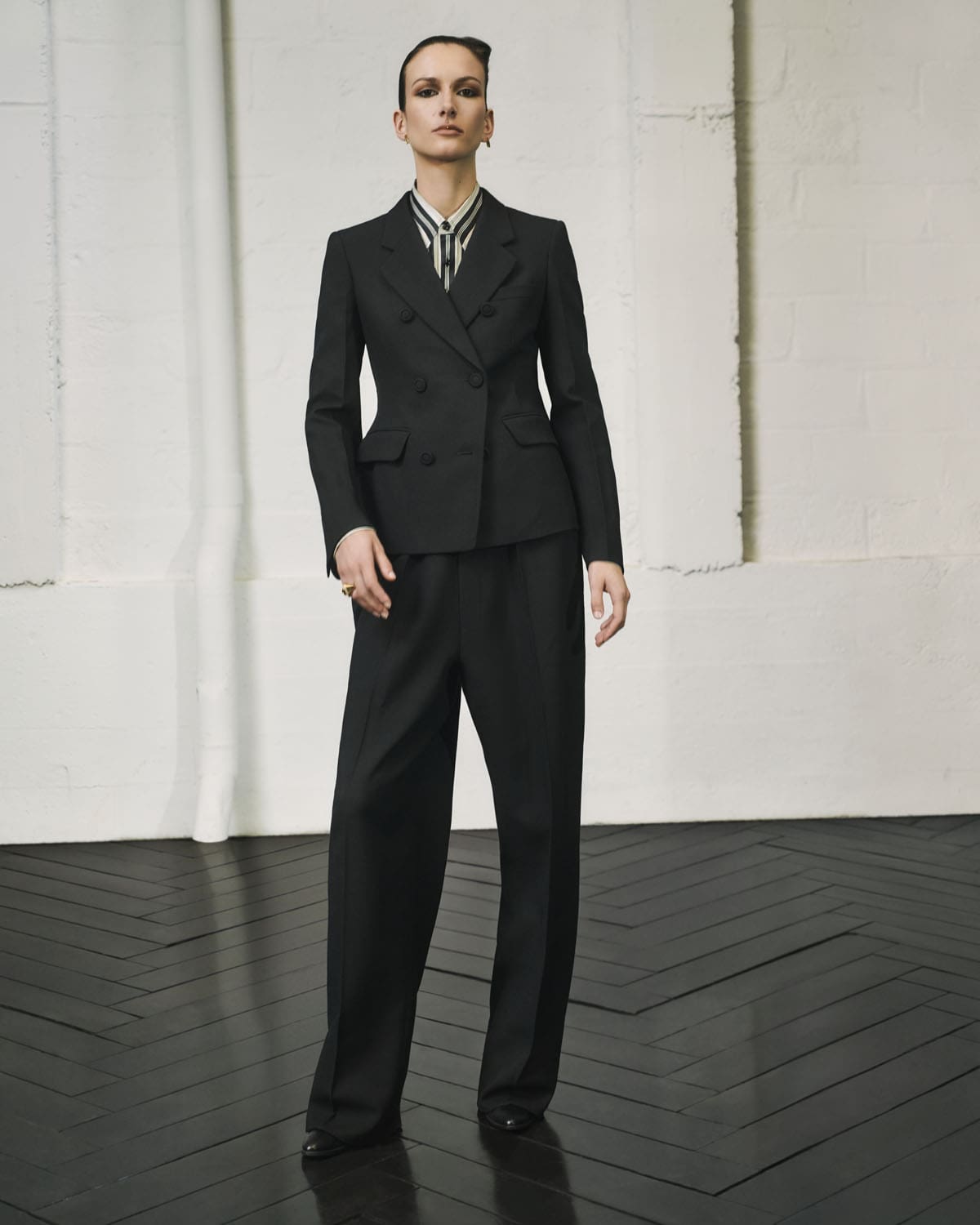09 Colección FENDI Invierno 23 24 comisariada por Stefano Pilati Digital Disparo