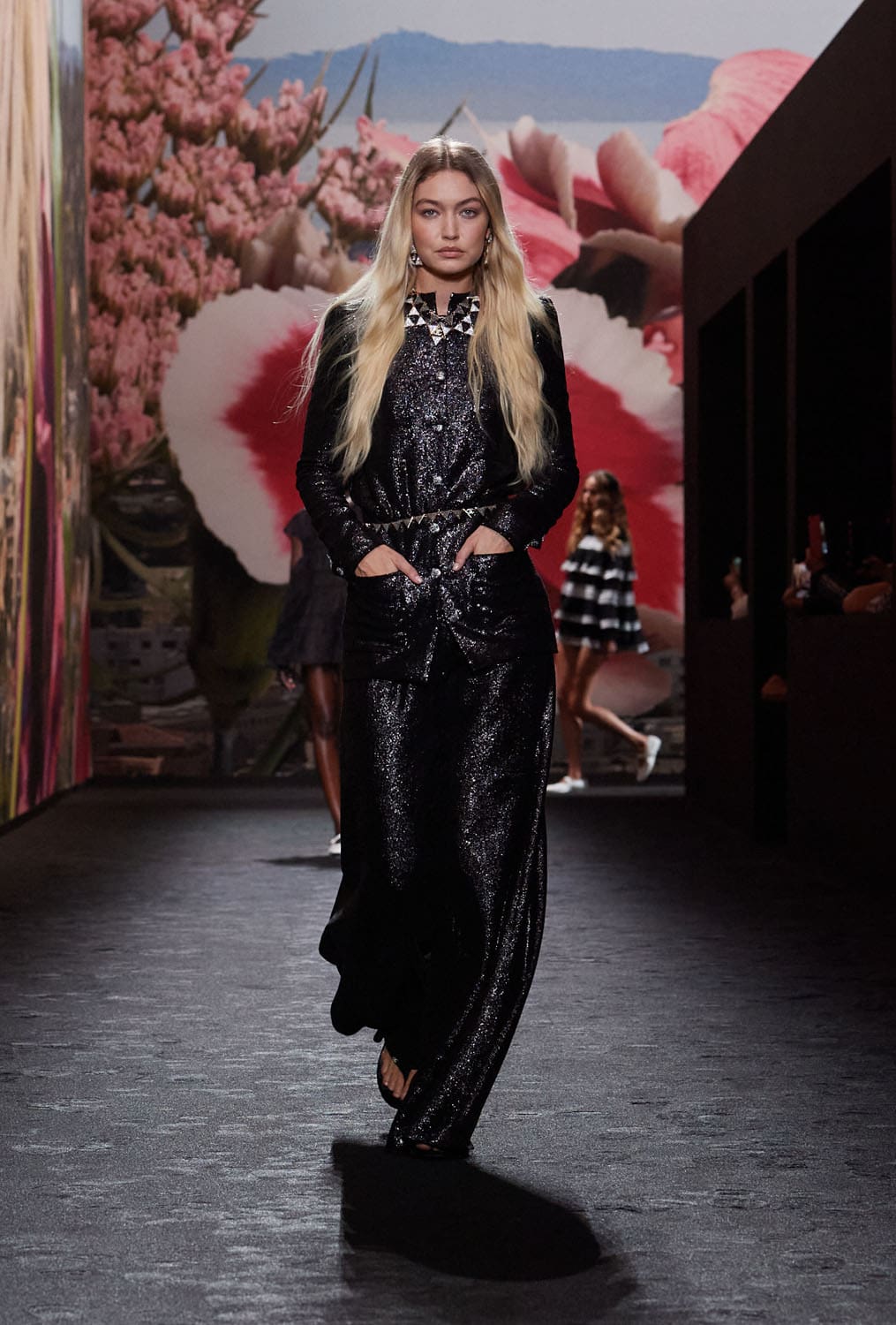 Chanel Printemps Été 2024 Prêt à porter Runway Magazine (55)