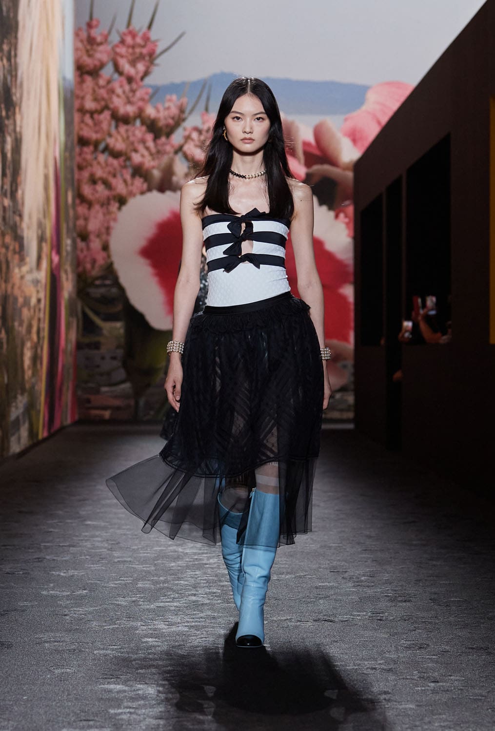 Chanel Printemps Été 2024 Prêt à porter Runway Magazine (59)