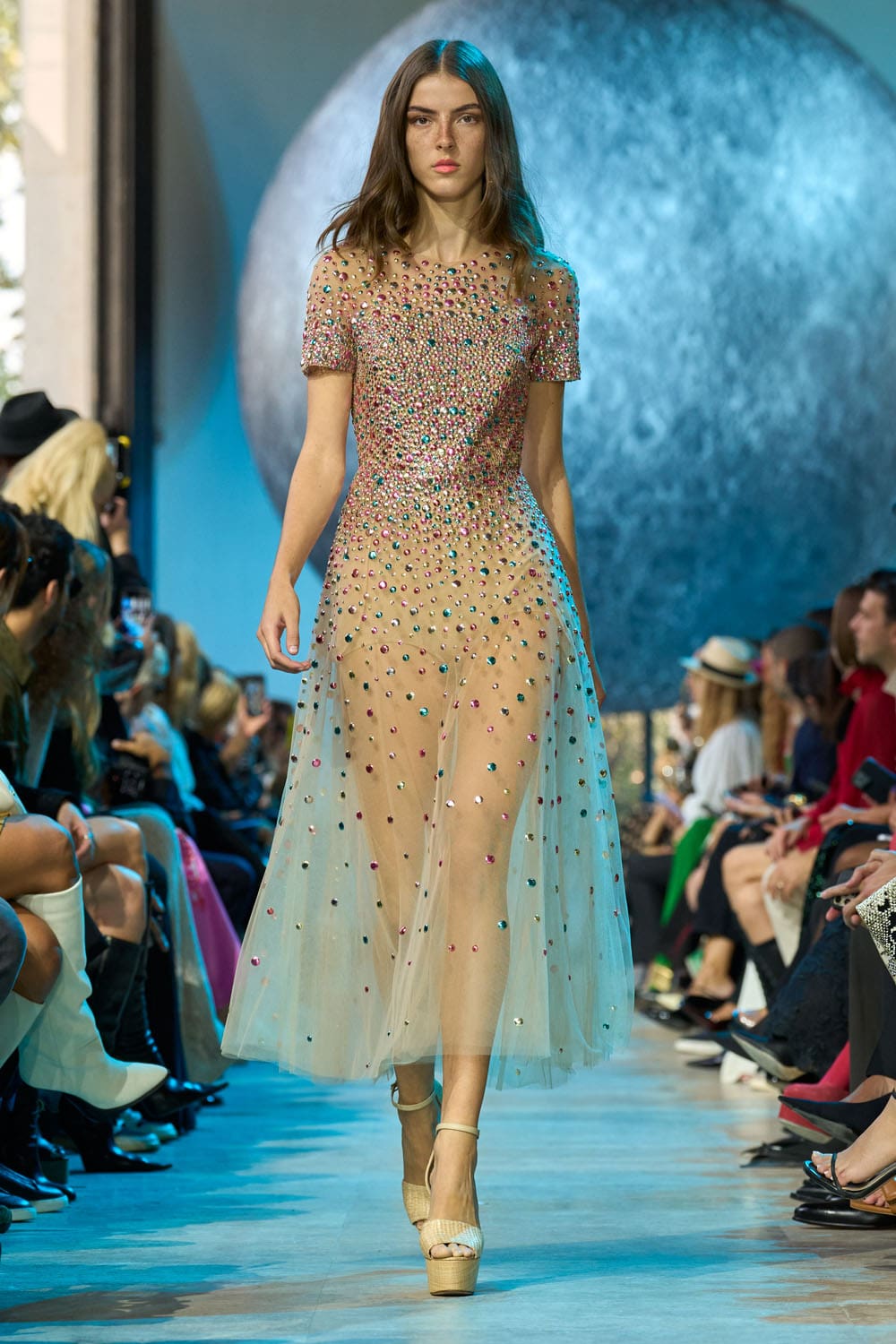 Elie Saab 春夏 2024 准备穿 Runway 杂志(55)