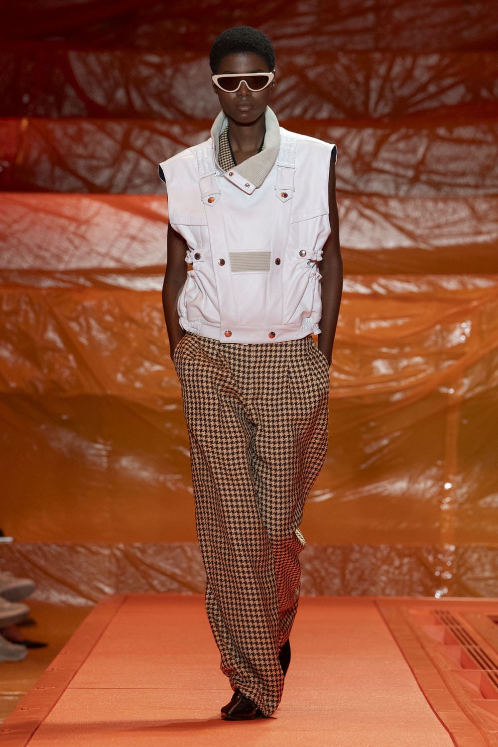 ルイ・ヴィトン 春夏 2024 Runway 雑誌(32)