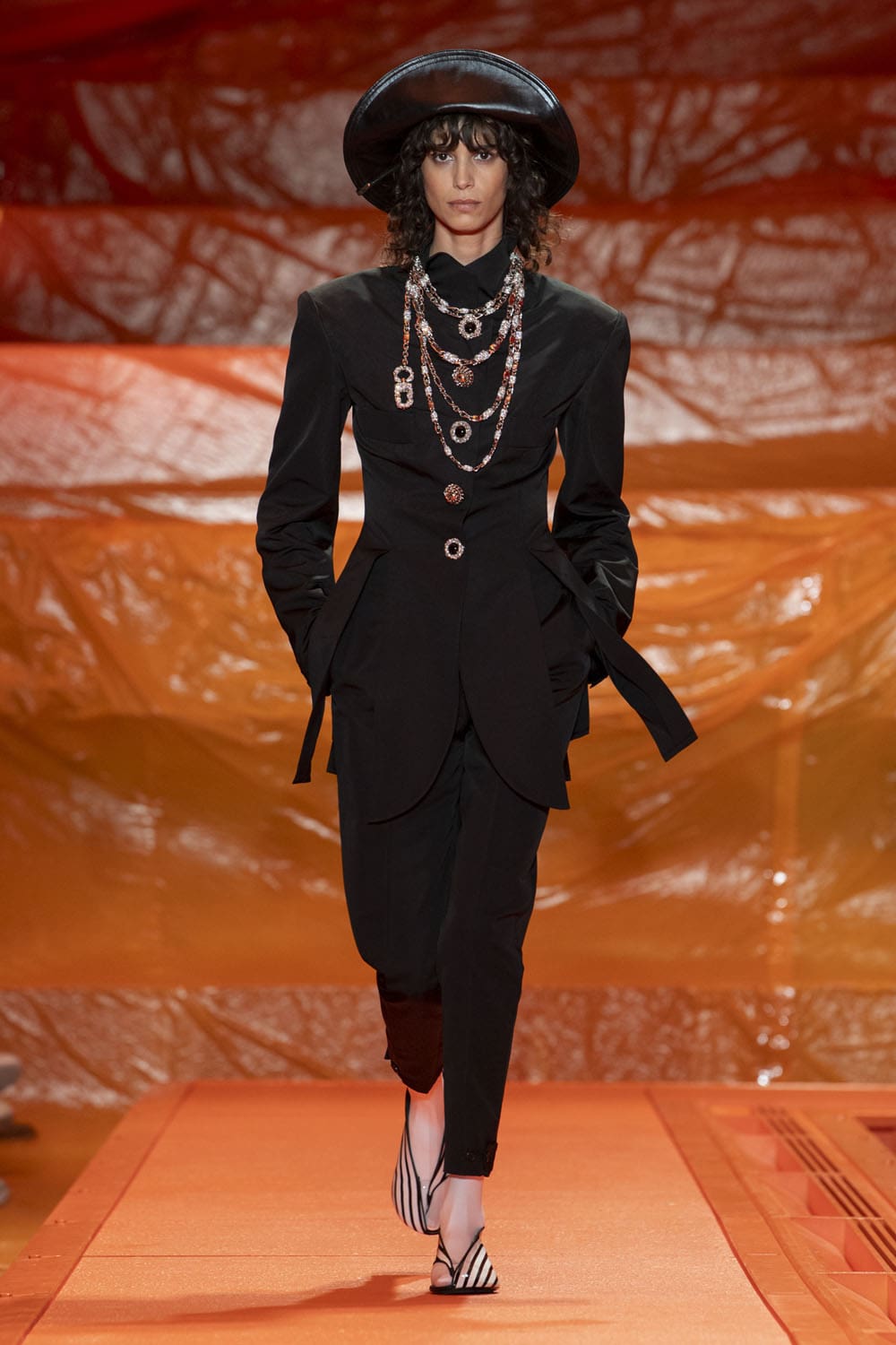 ルイ・ヴィトン 春夏 2024 Runway 雑誌(38)