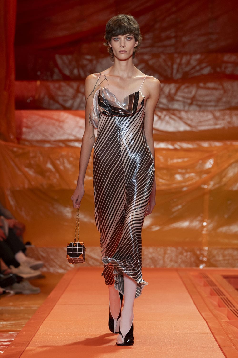 ルイ・ヴィトン 春夏 2024 Runway 雑誌(42)