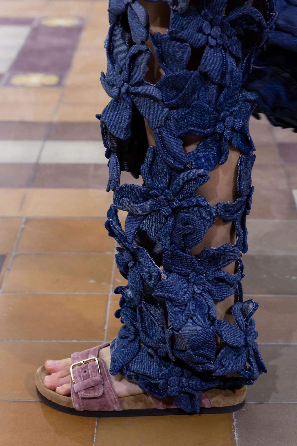 Valentino Printemps Été 2024 Prêt à porter Runway Magazine (21)