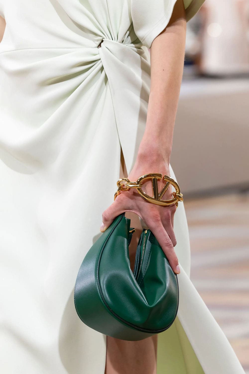 Valentino Printemps Été 2024 Prêt à porter Runway Magazine (31)