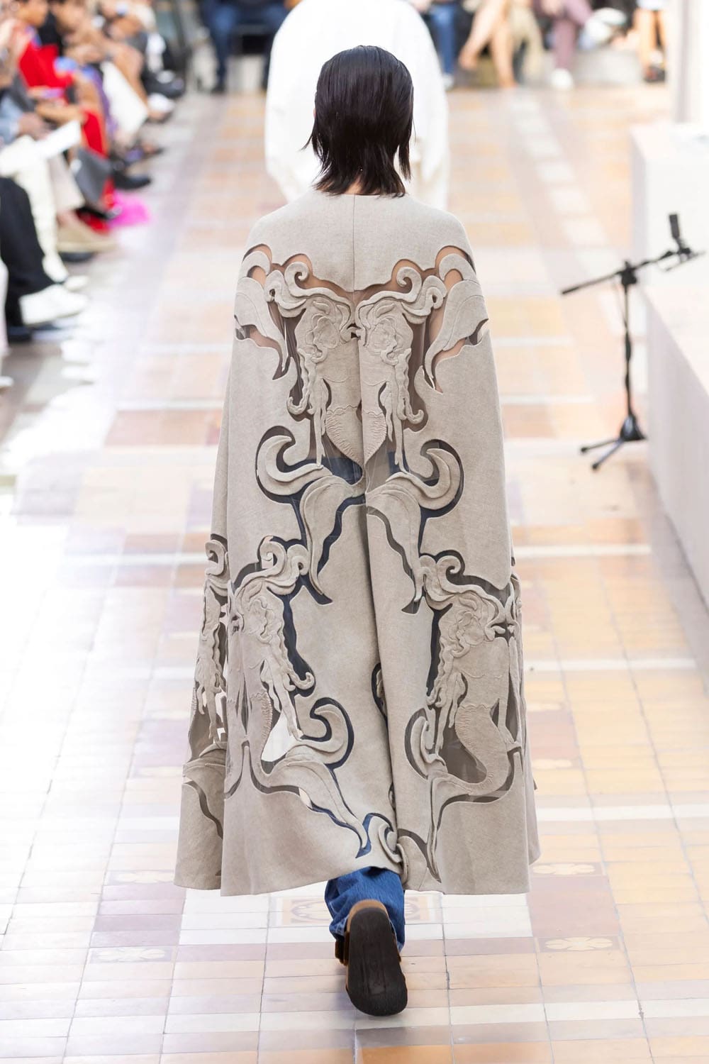 Valentino Printemps Été 2024 Prêt à porter Runway Magazine (36)