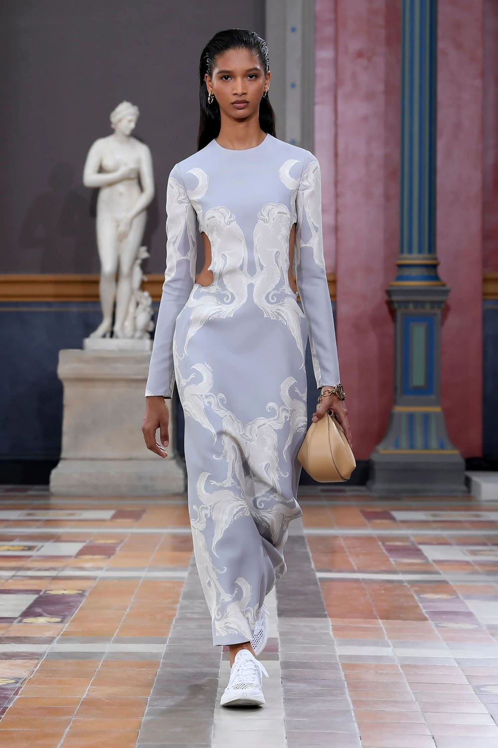 Valentino Printemps Été 2024 Prêt à porter Runway Magazine (74)