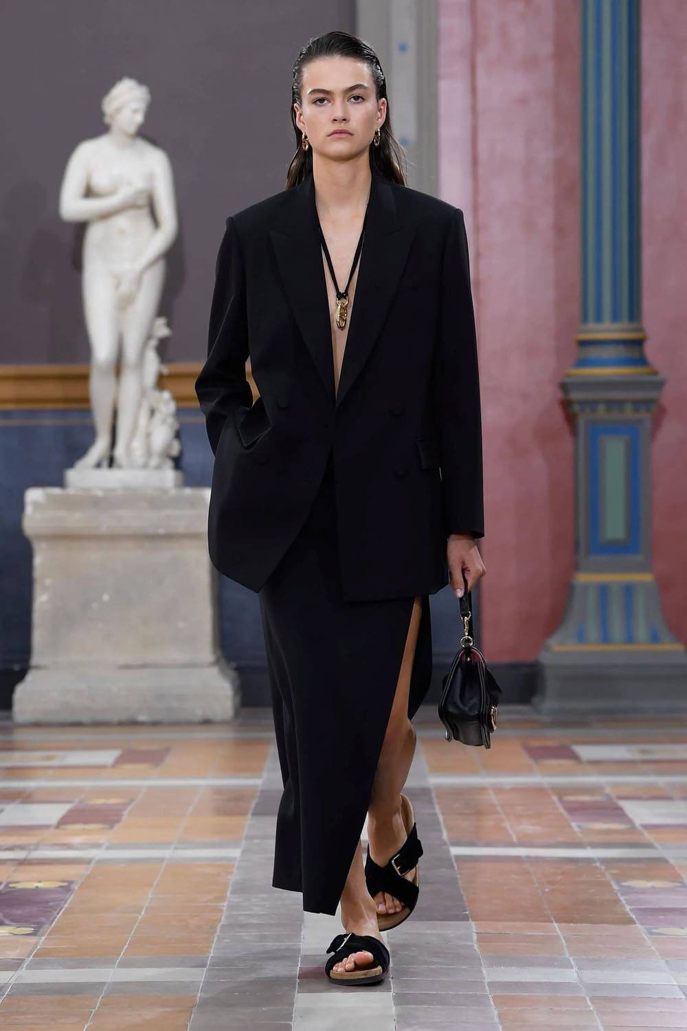 Valentino Printemps Été 2024 Prêt à porter Runway Magazine (84)