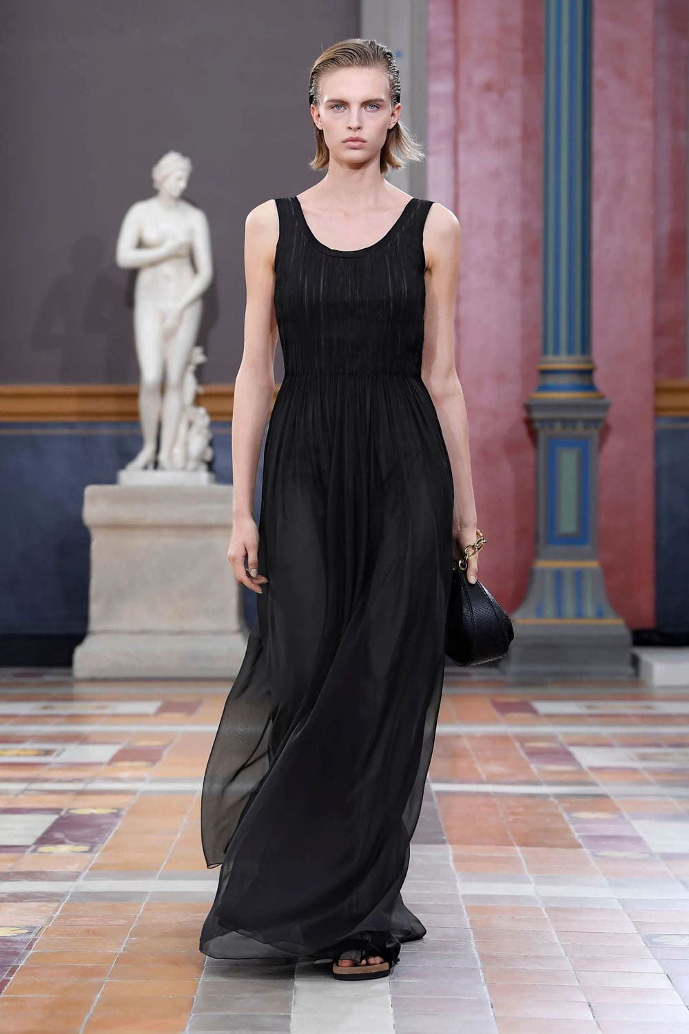 Valentino Printemps Été 2024 Prêt à porter Runway Magazine (85)