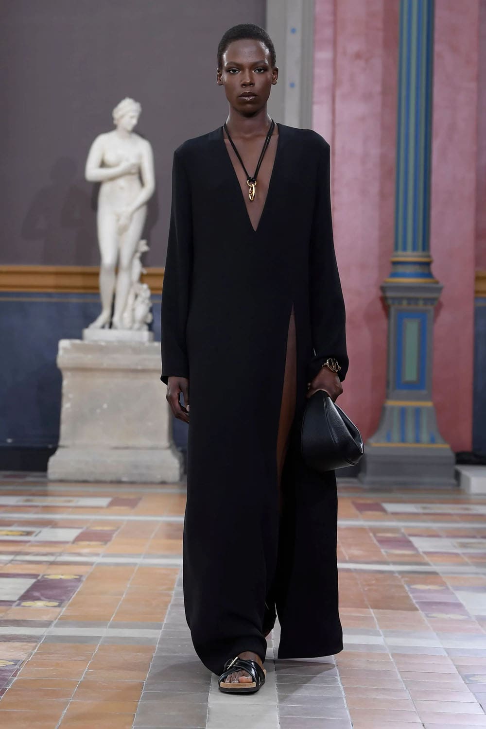Valentino Printemps Été 2024 Prêt à porter Runway Magazine (86)