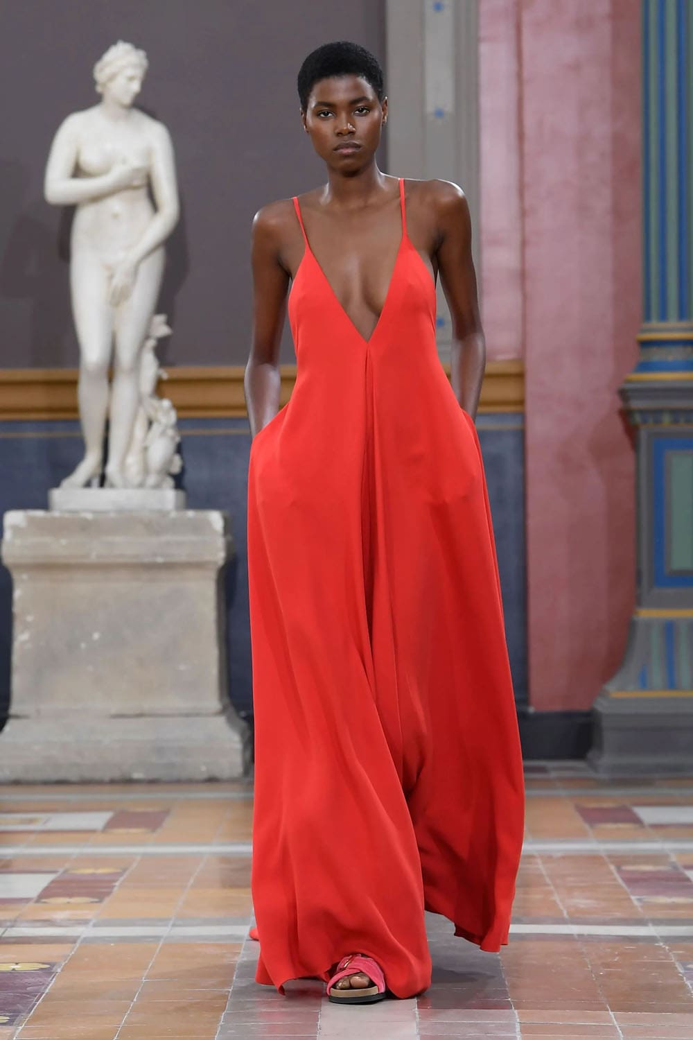 Valentino Printemps Été 2024 Prêt à porter Runway Magazine (92)