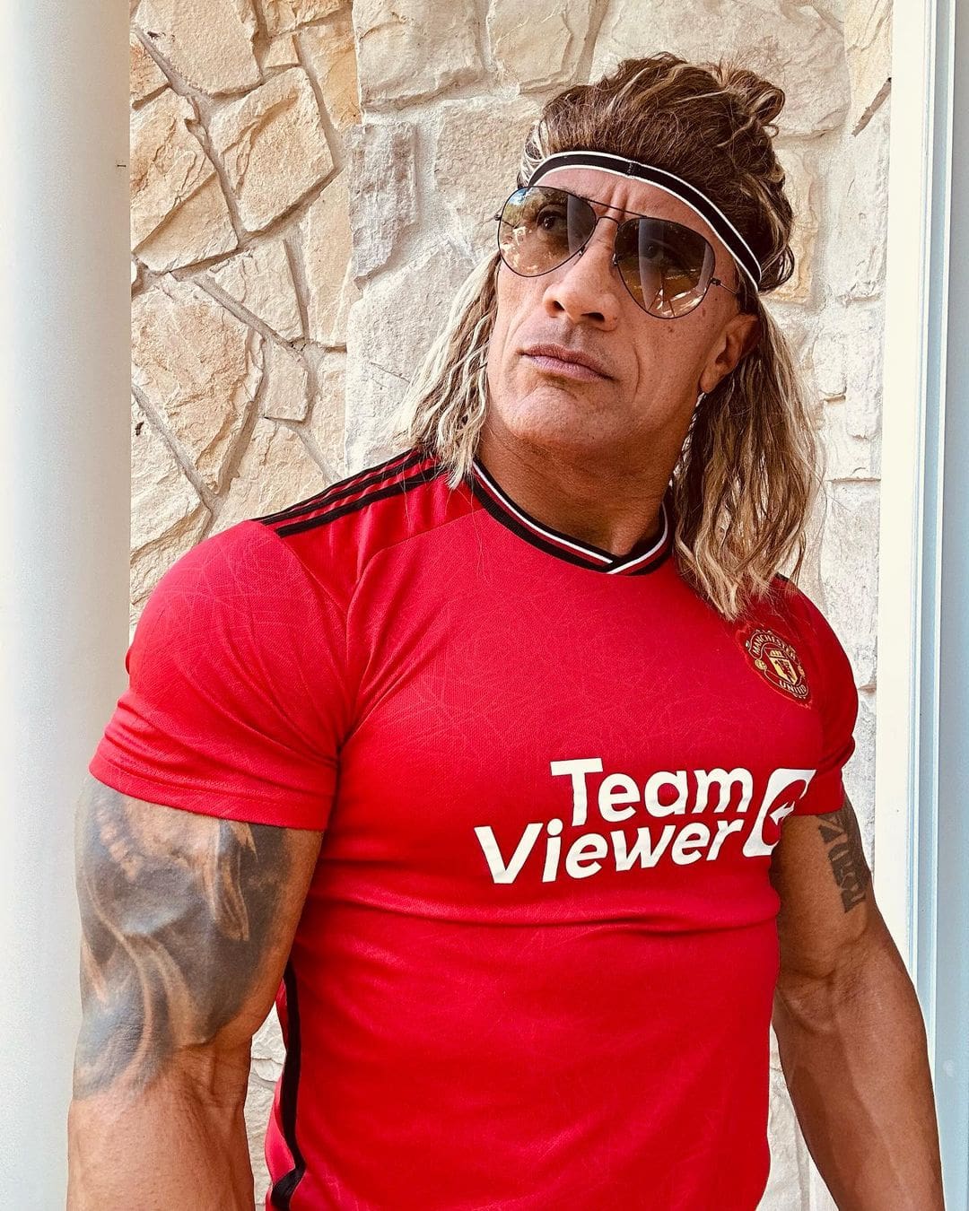 Dwayne Johnson La Roca como David Beckhan 1