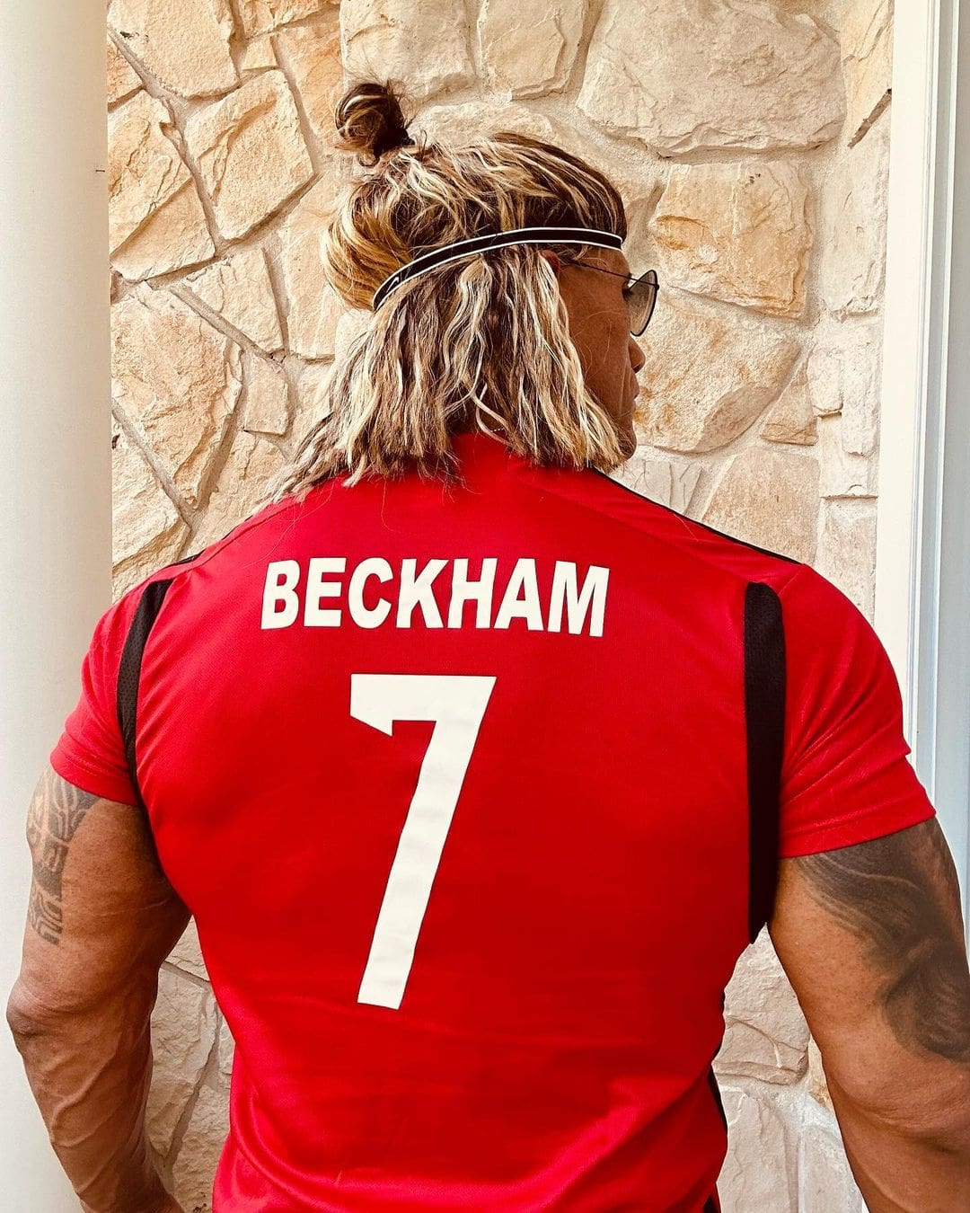 Dwayne Johnson La Roca como David Beckhan 2