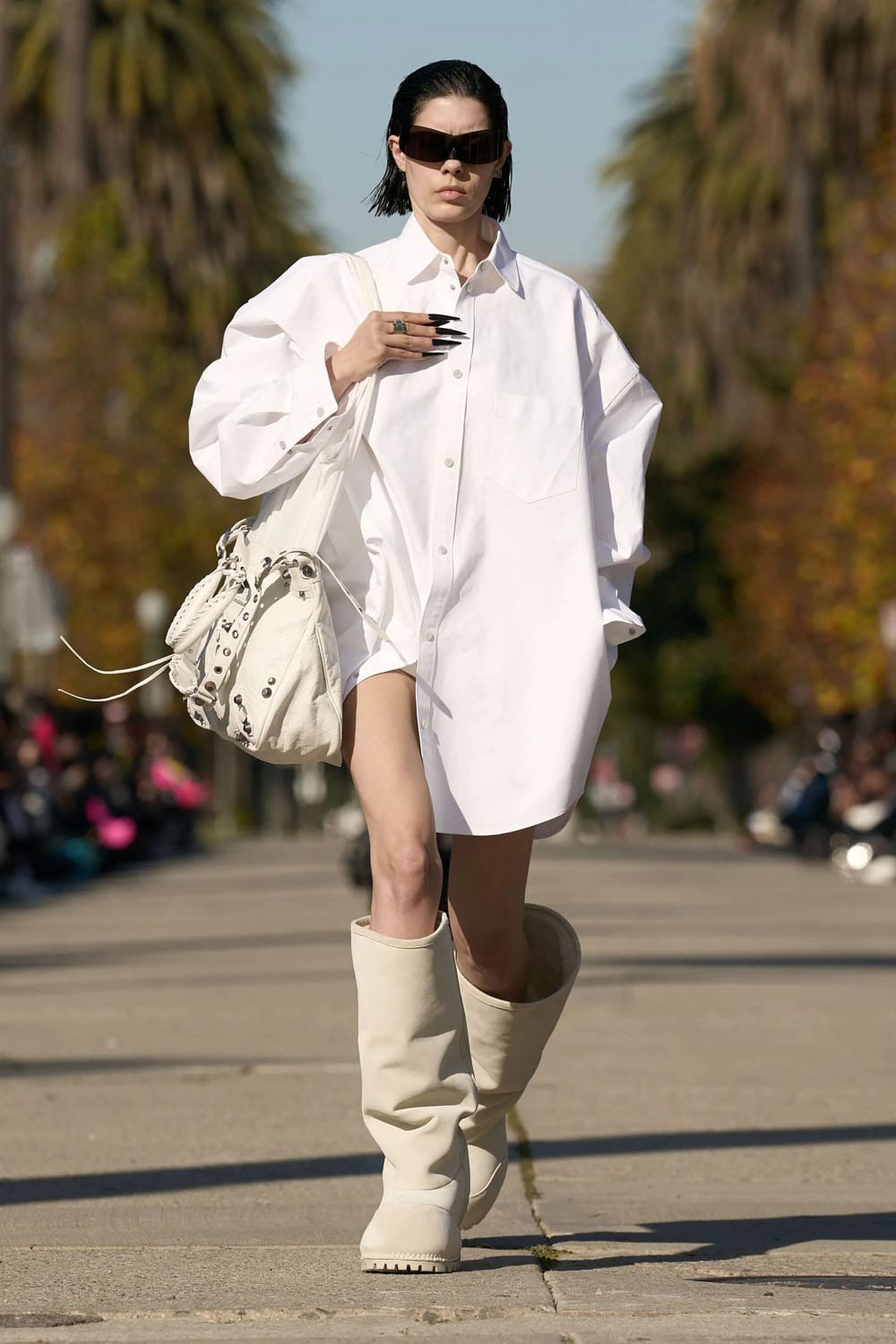 Balenciaga 早秋系列 2024 好莱坞 Runway 杂志(25)