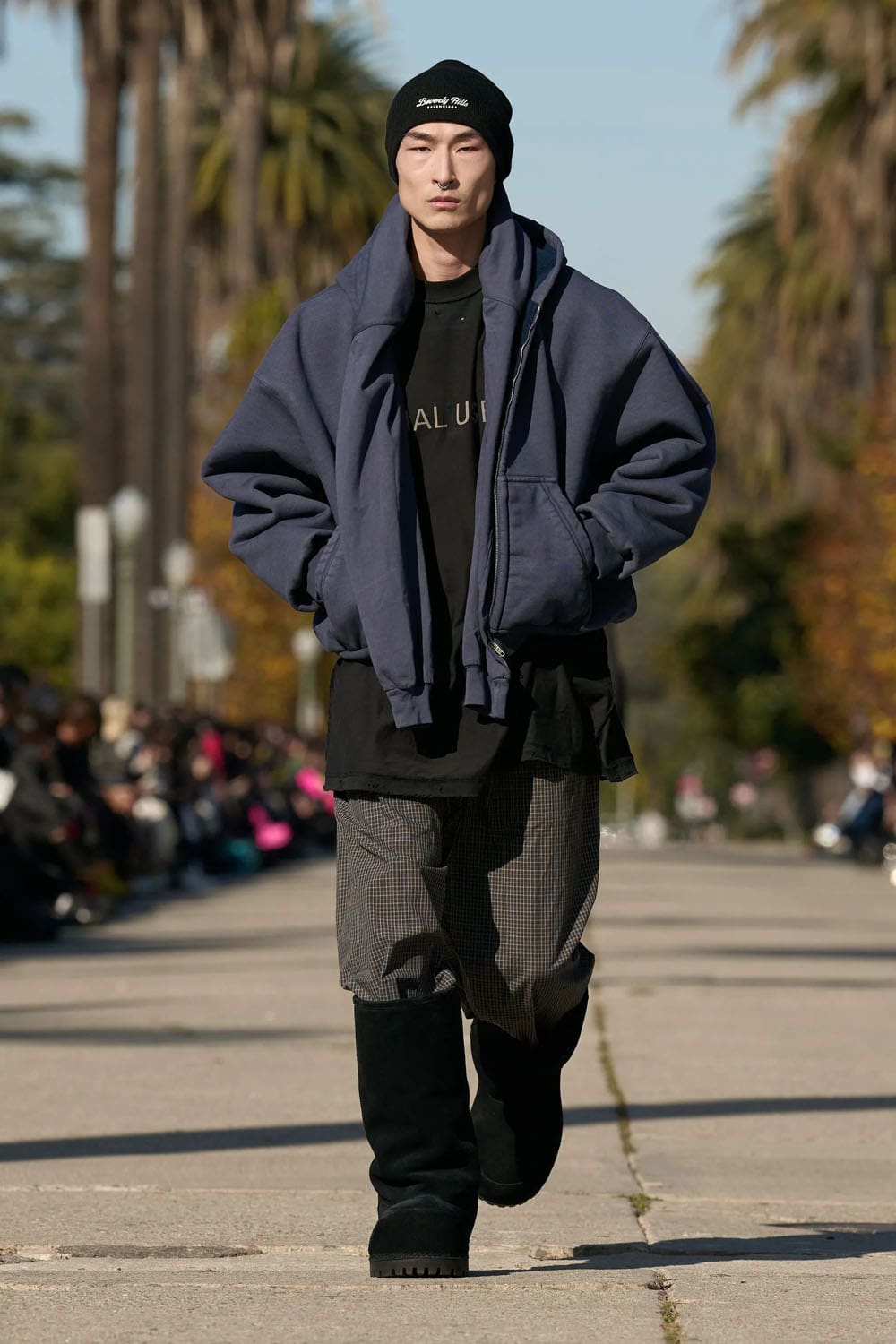 Balenciaga 早秋系列 2024 好莱坞 Runway 杂志(26)