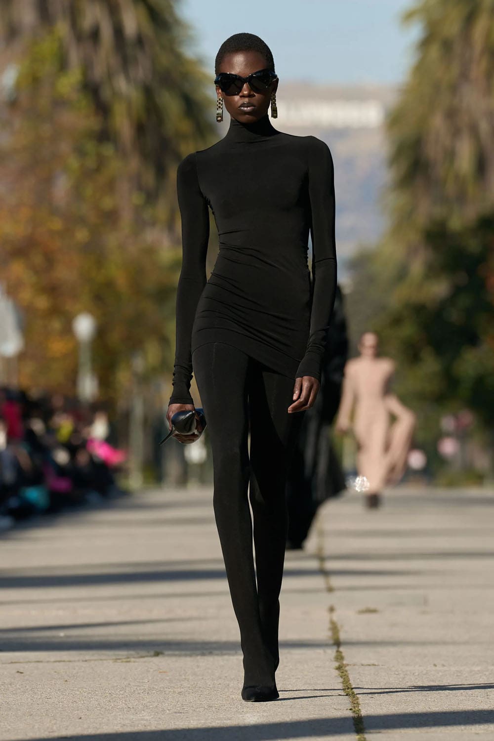 Balenciaga 早秋系列 2024 好莱坞 Runway 杂志(56)