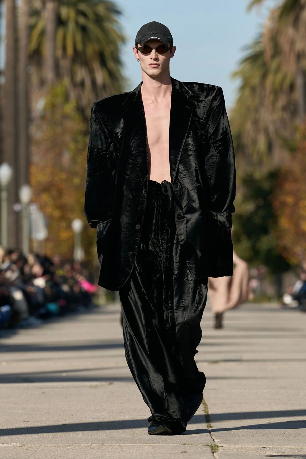 Balenciaga 早秋系列 2024 好莱坞 Runway 杂志(57)