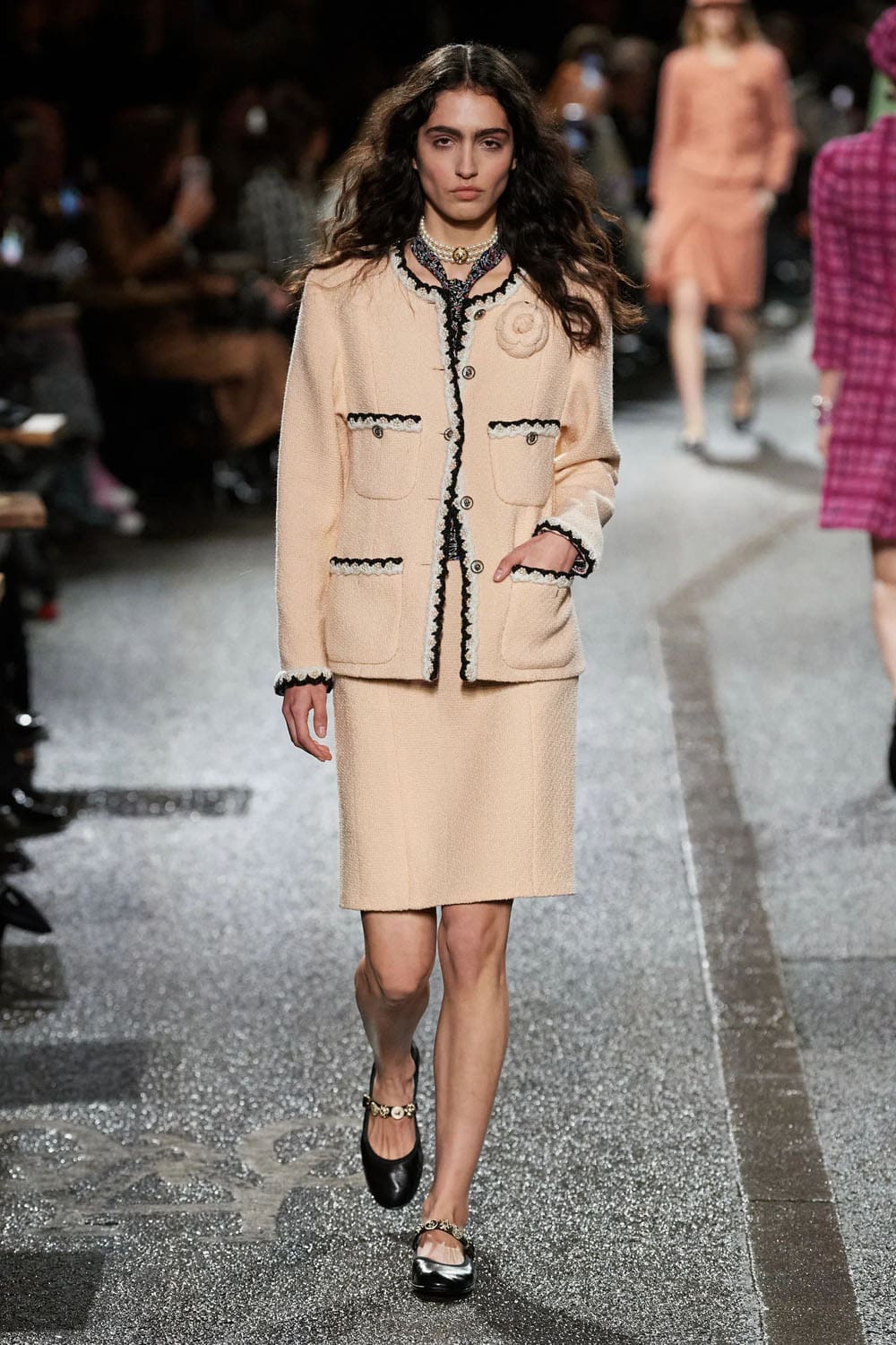 Chanel Metier d'Art Pre Fall 2024 Manchester Runway Magazine (10)