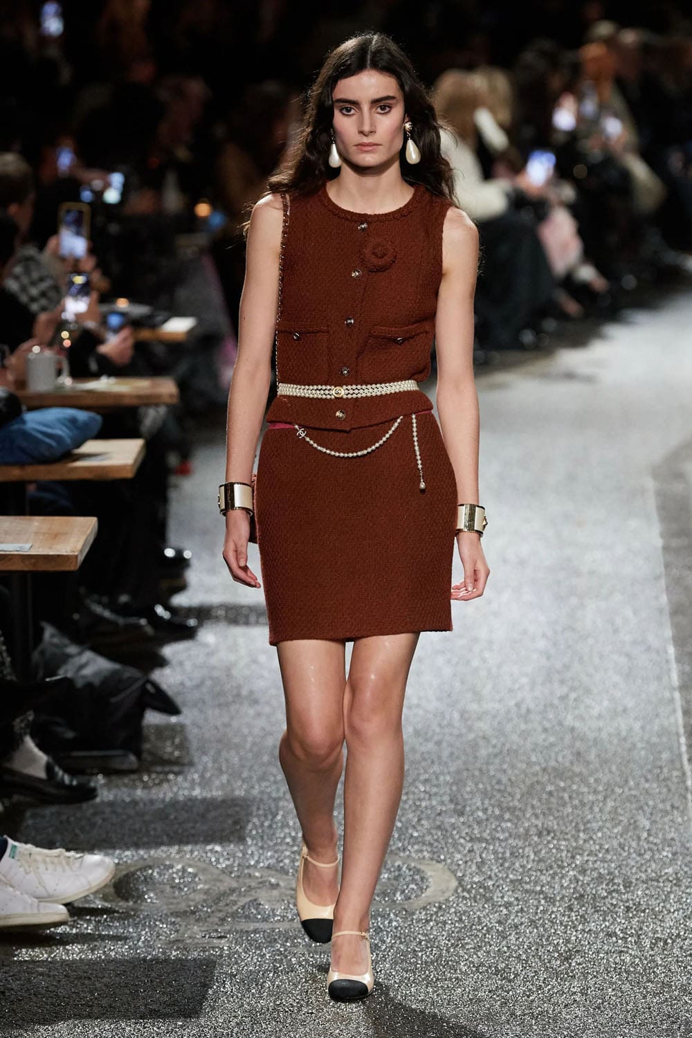 Chanel Metier d'Art Pre Fall 2024 Manchester Runway Magazine (16)