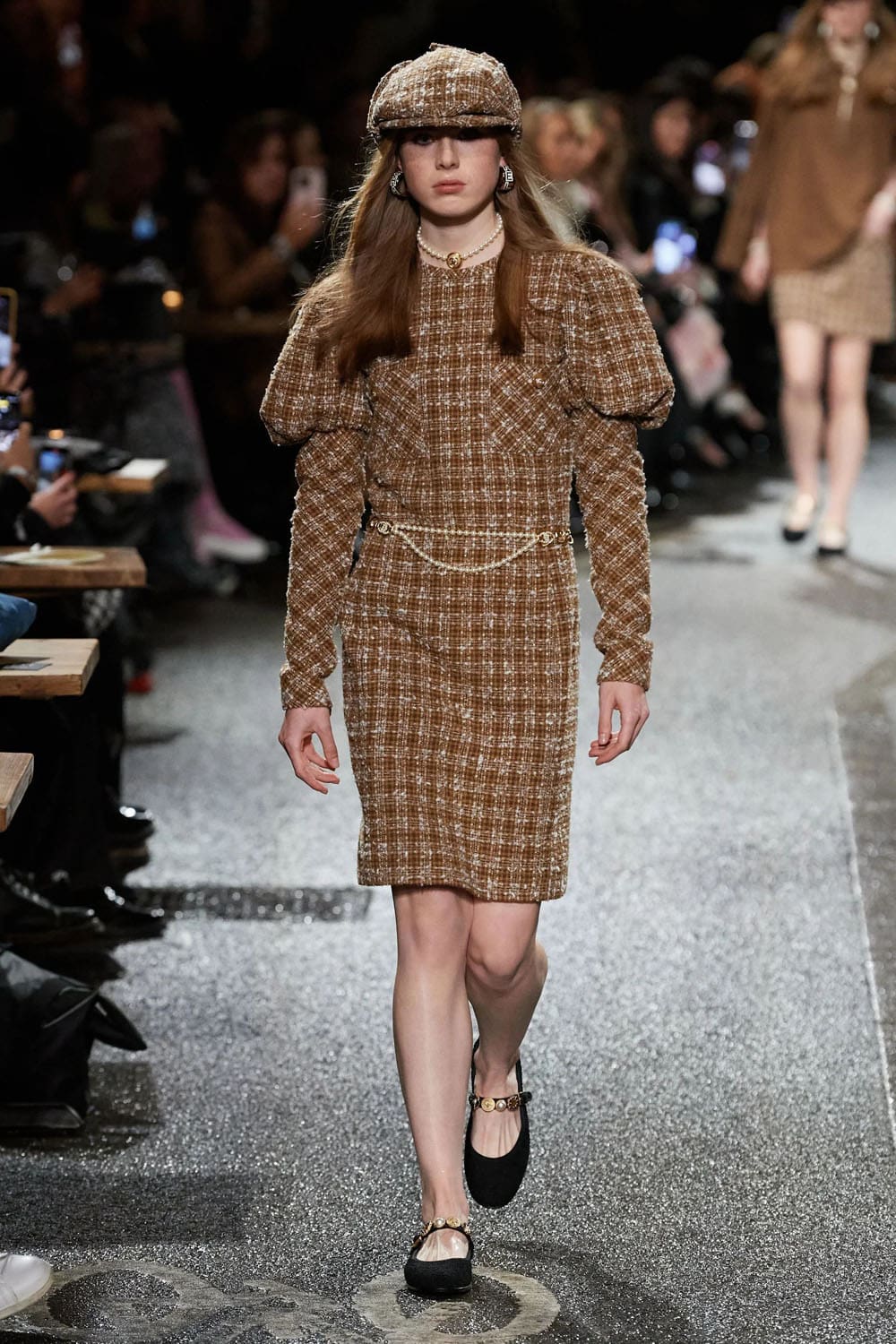 Chanel Metier d'Art Pre Fall 2024 Manchester Runway Magazine (17)