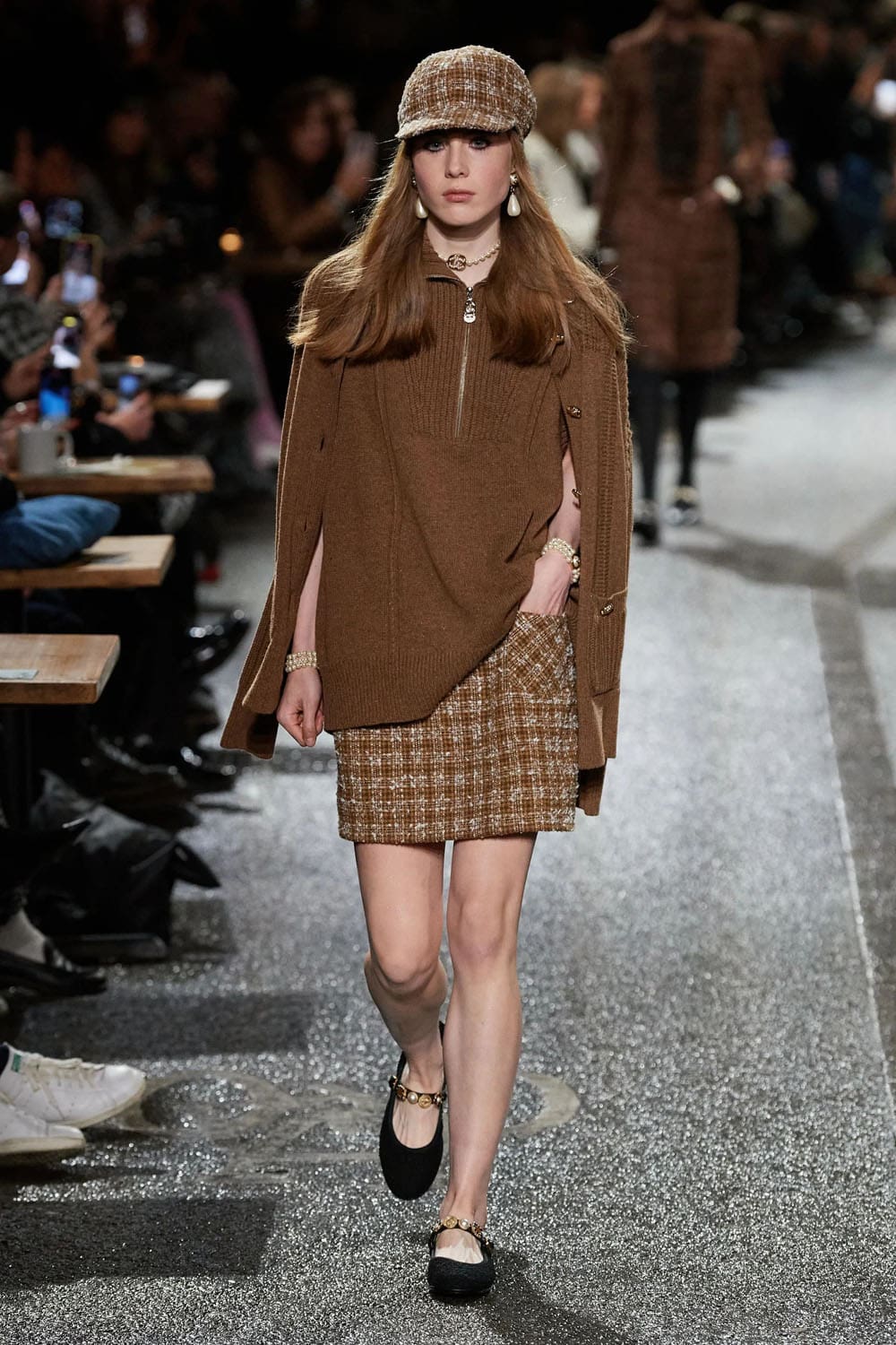 Chanel Metier d'Art Pre Fall 2024 Manchester Runway Magazine (18)