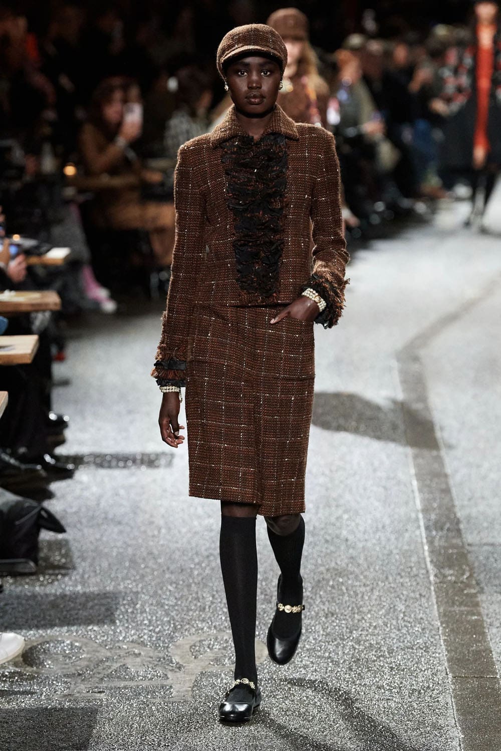 Chanel Metier d'Art Pre Fall 2024 Manchester Runway Magazine (19)