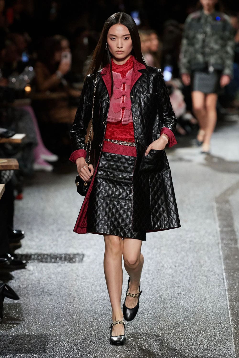 Chanel Metier d'Art Pre Fall 2024 Manchester Runway Magazine (24)
