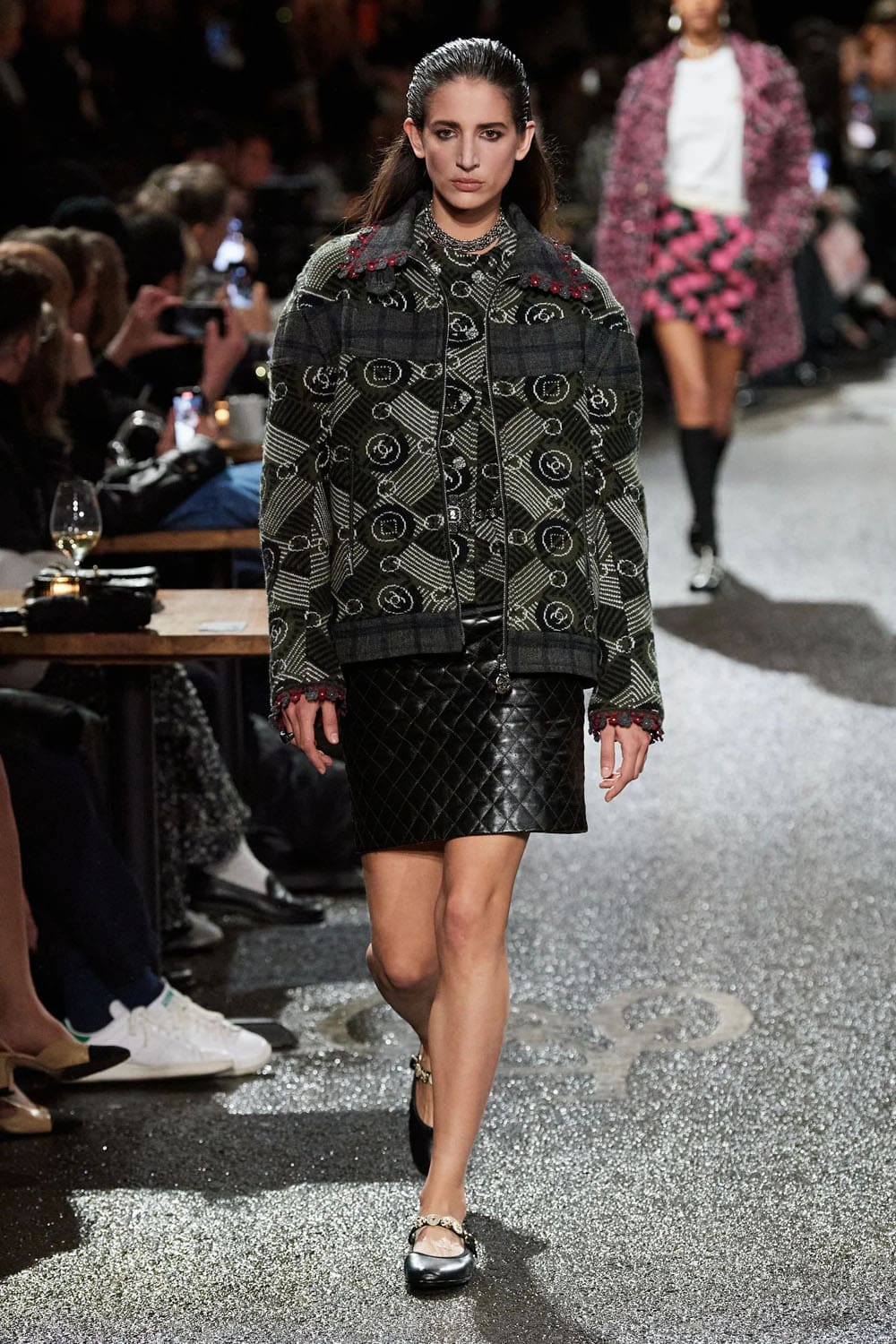 Chanel Metier d'Art Pre Fall 2024 Manchester Runway Magazine (25)