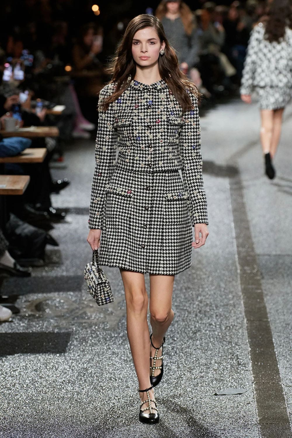 Chanel Metier d'Art Pre Fall 2024 Manchester Runway Magazine (30)