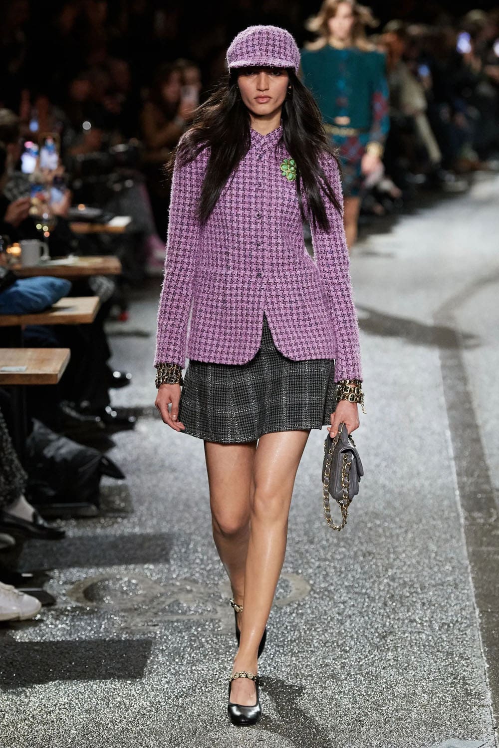 Chanel Metier d'Art Pre Fall 2024 Manchester Runway Magazine (34)